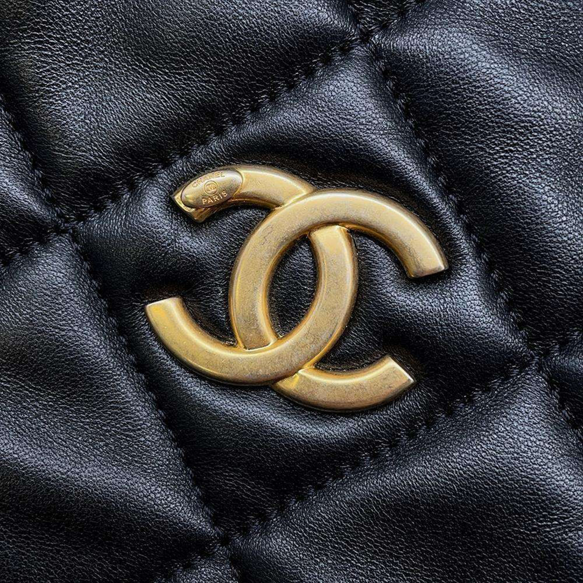 Chanel Black Quilted Lambskin Small Diamond Chain Crossbody Bag