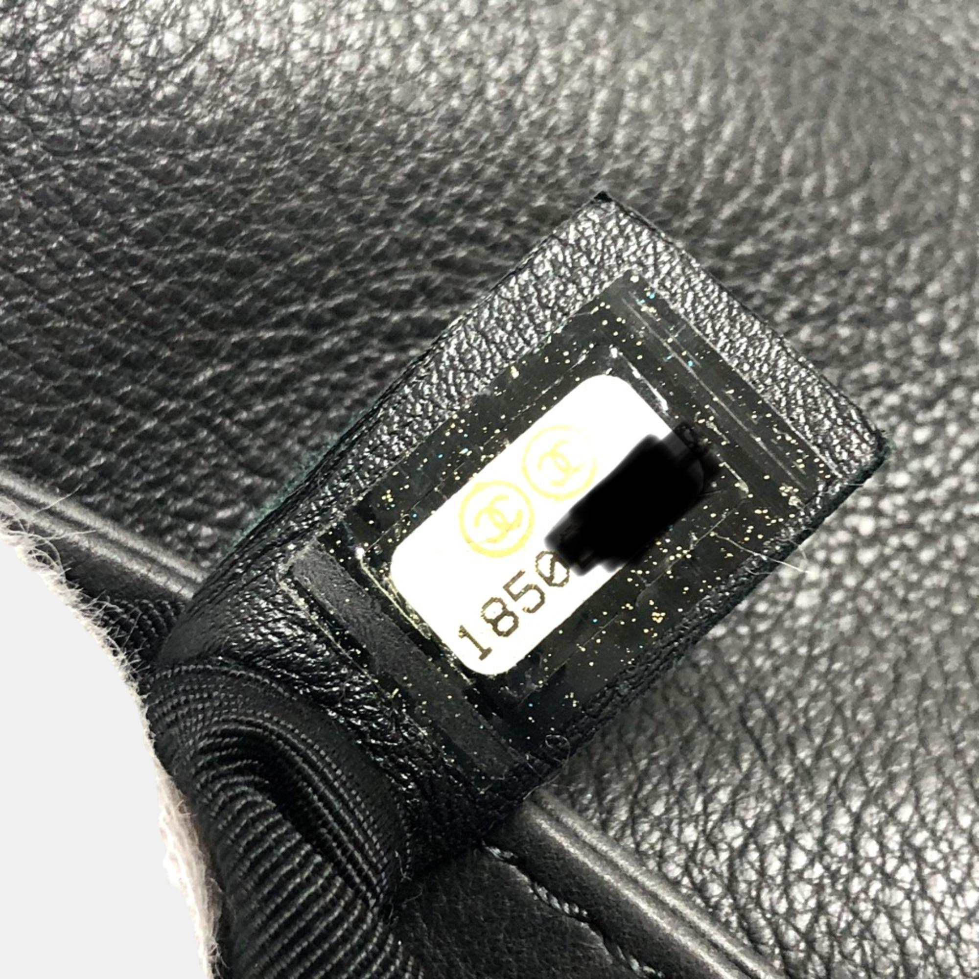 Chanel Black Leather Medium Reverso Boy Flap Bag