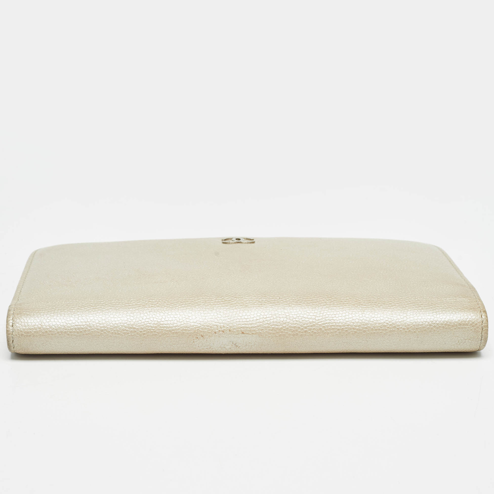 Chanel Pearl White Caviar Leather CC L Yen Continental Wallet