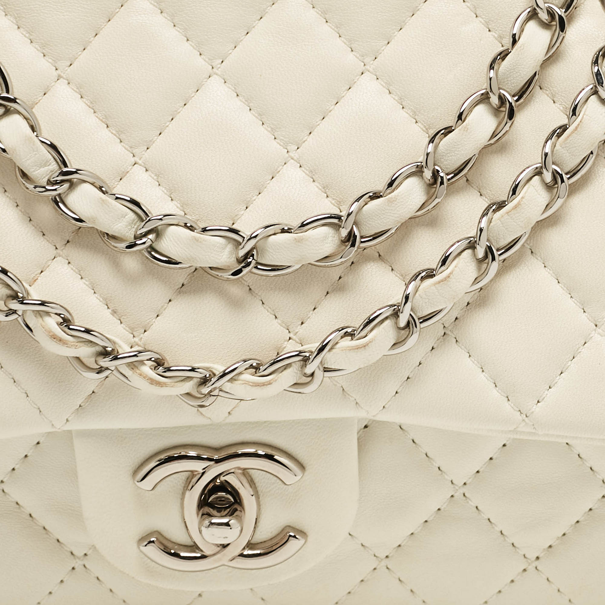 Chanel White Quilted Leather Medium Classic Double Flap Bag