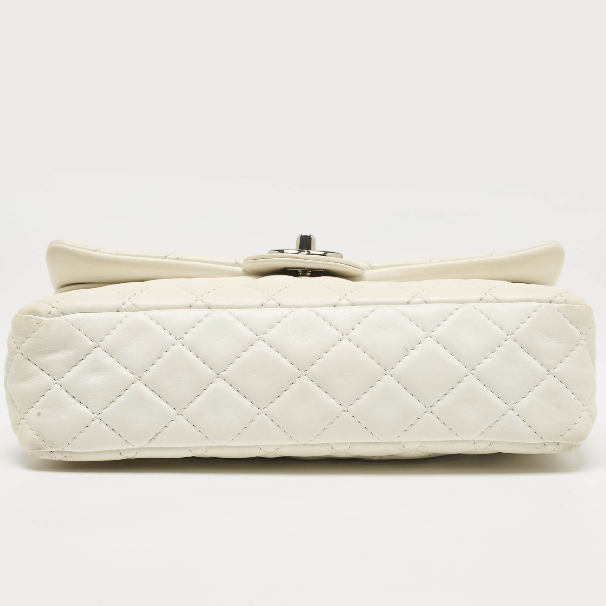 Chanel White Quilted Leather Medium Classic Double Flap Bag