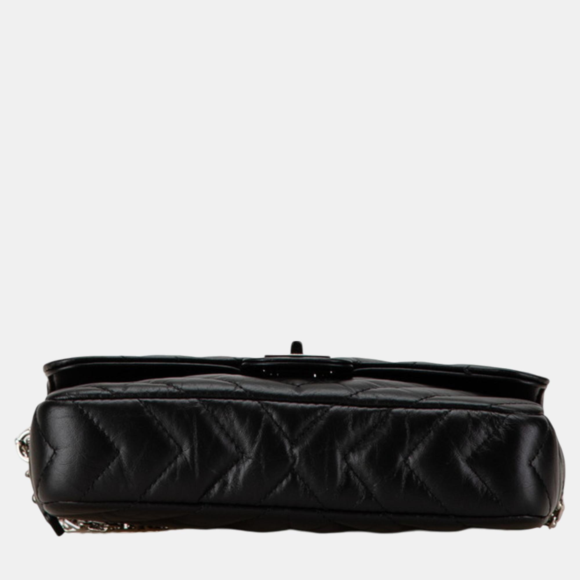 Chanel Black Lambskin Chevron V-stitch Chain Shoulder Bag