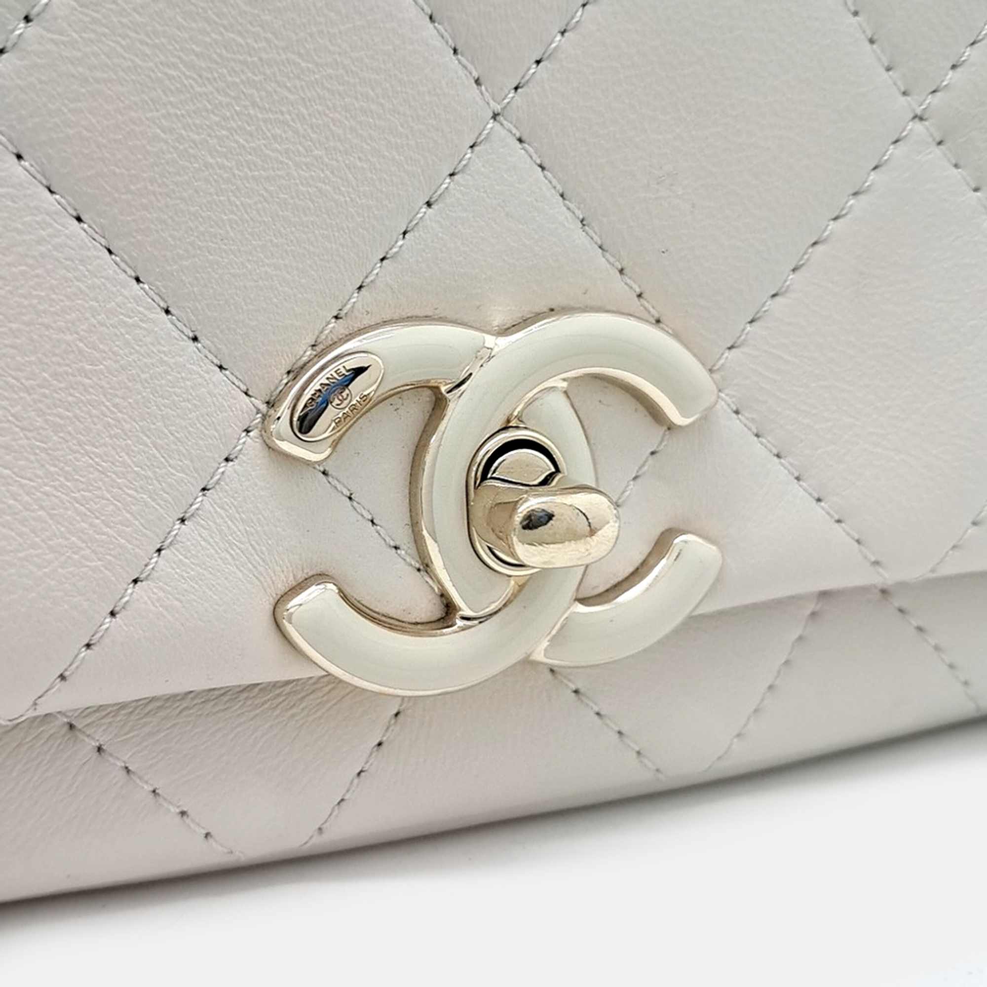 Chanel Chain Shoulder And Crossbody Bag