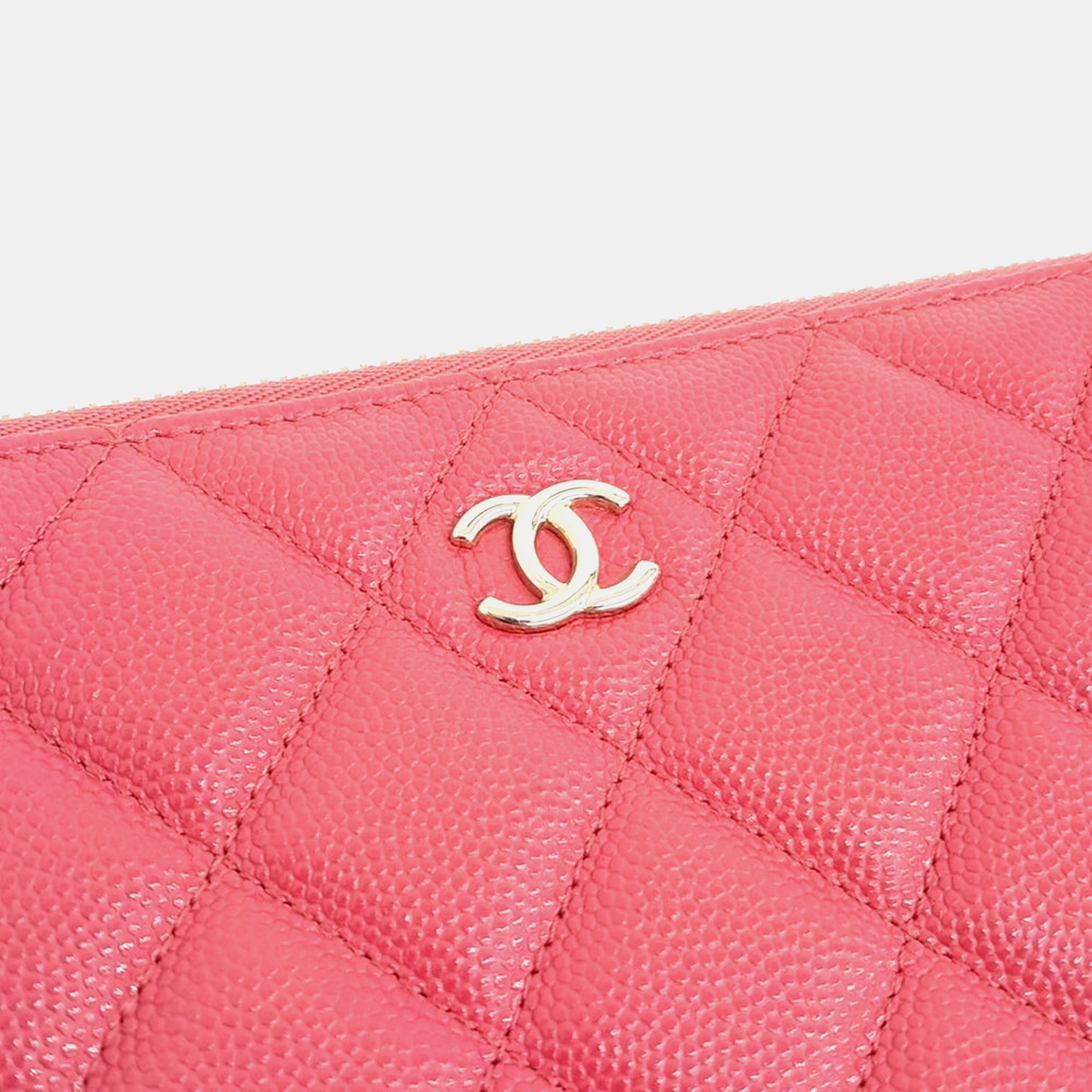 Chanel Caviar New Medium Clutch