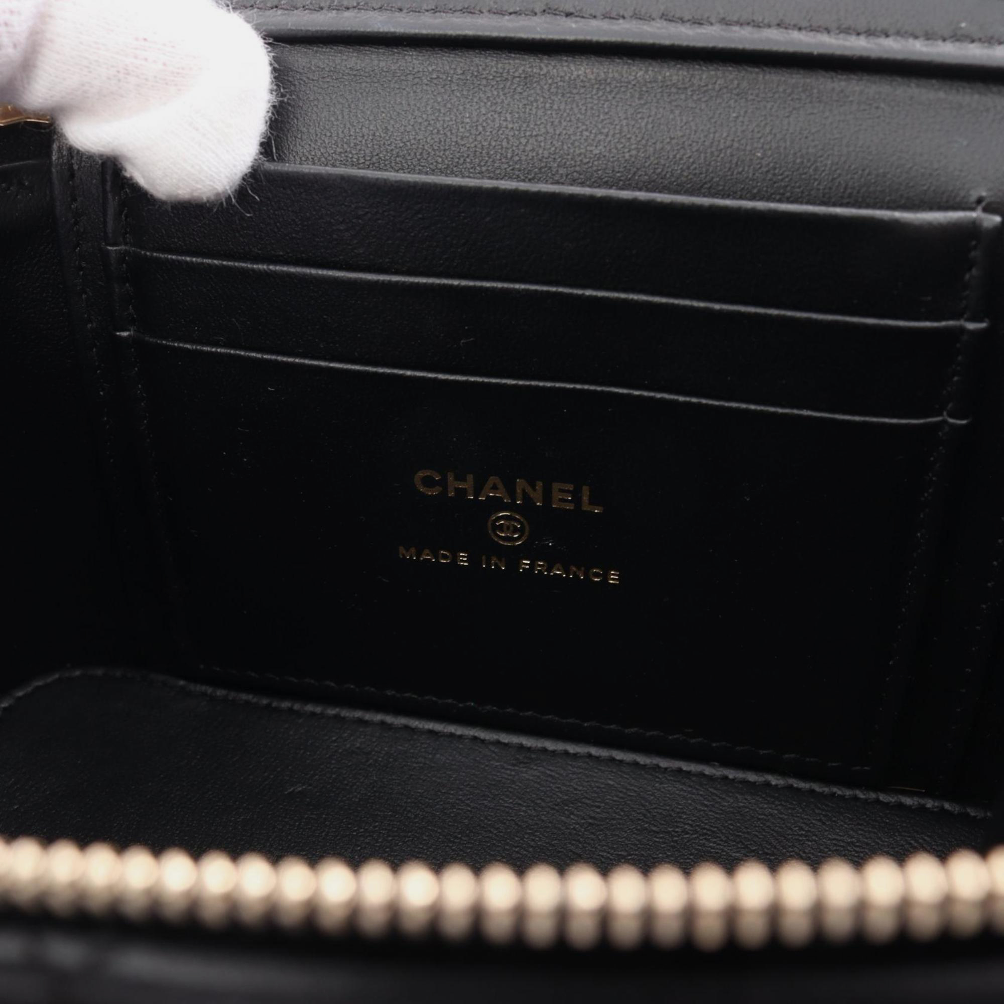 Chanel Black Lambskin Matelasse Shoulder Bag