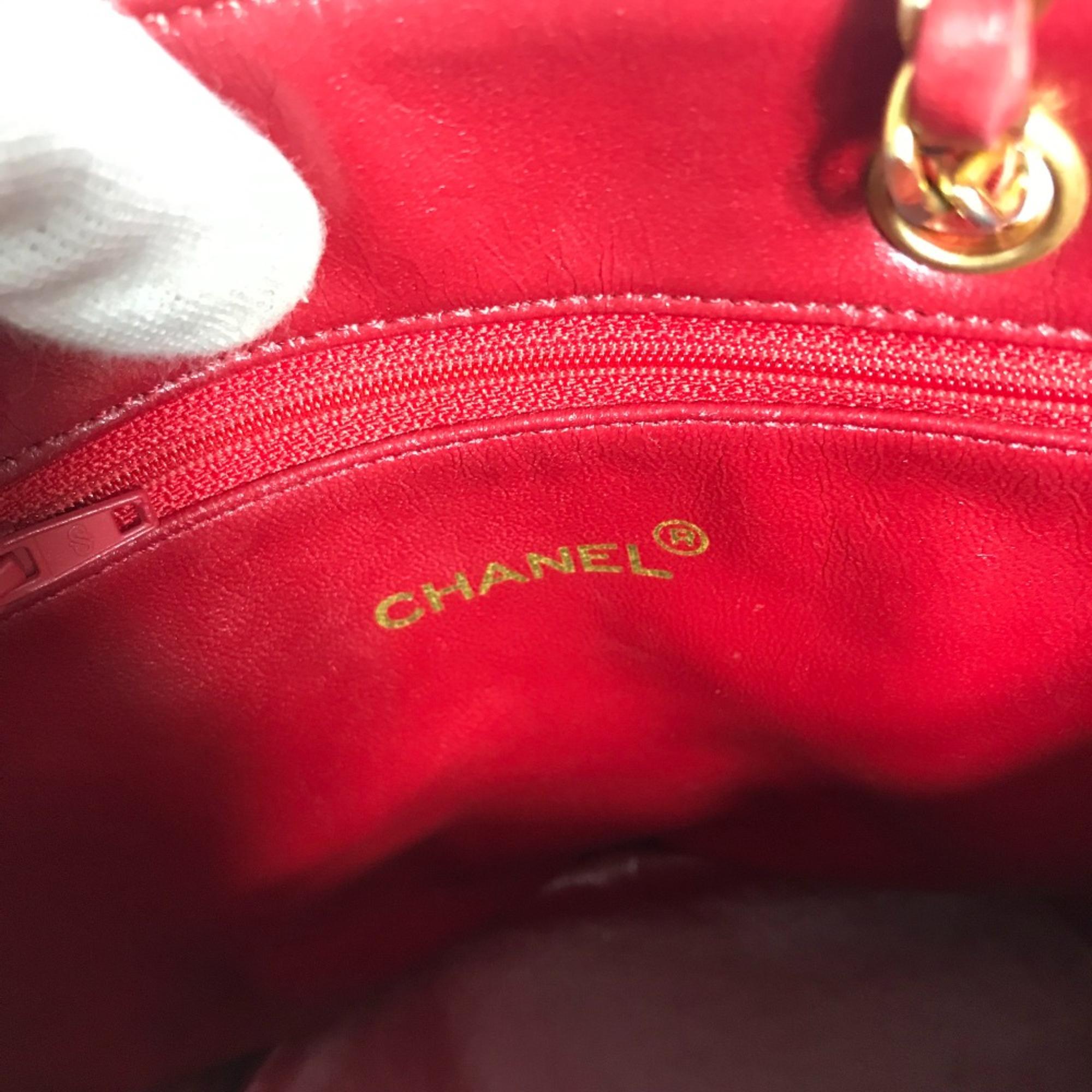 Chanel Red Gold Vintage Chain Shoulder Bag