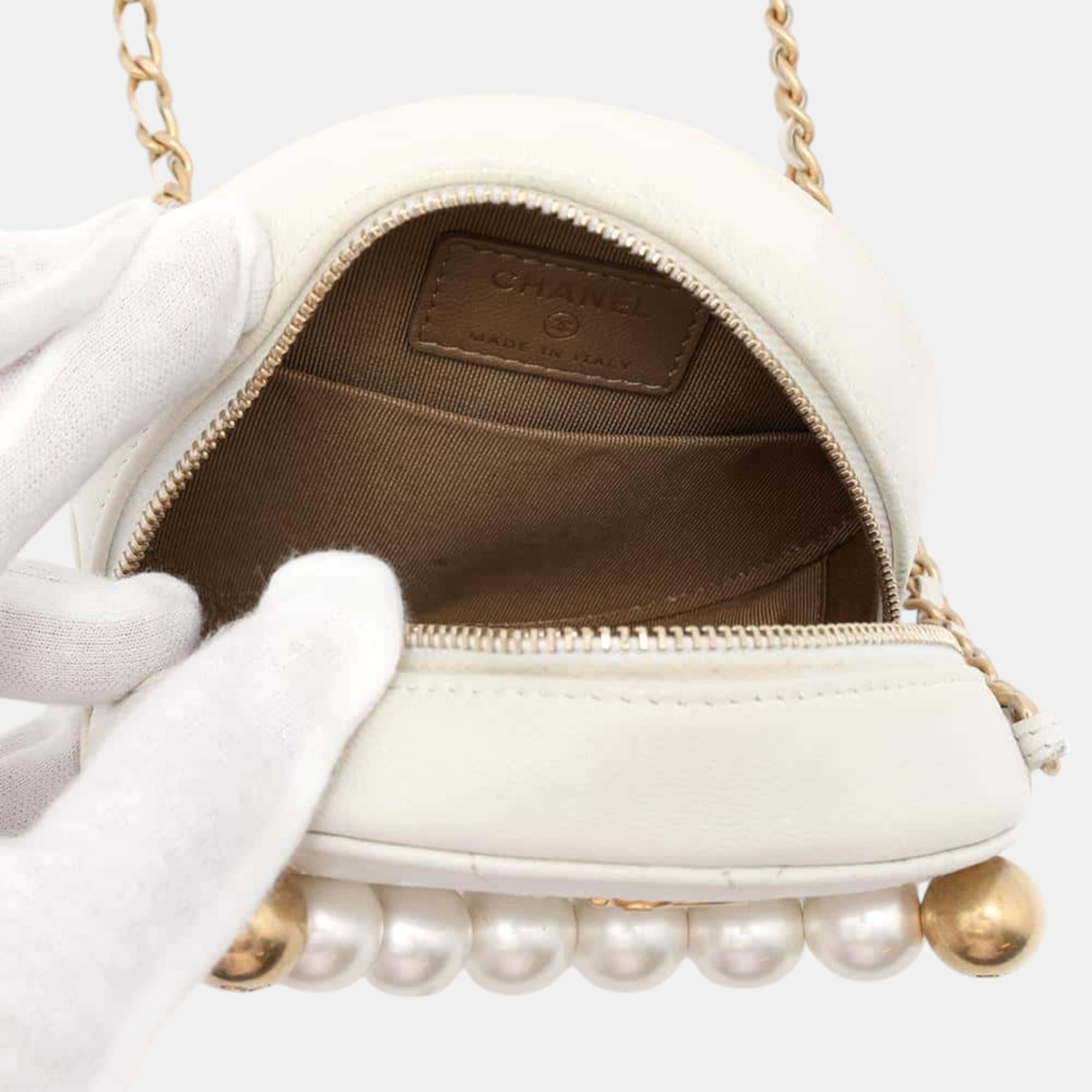 Chanel White Lambskin Matelasse Round Chain Shoulder Bag