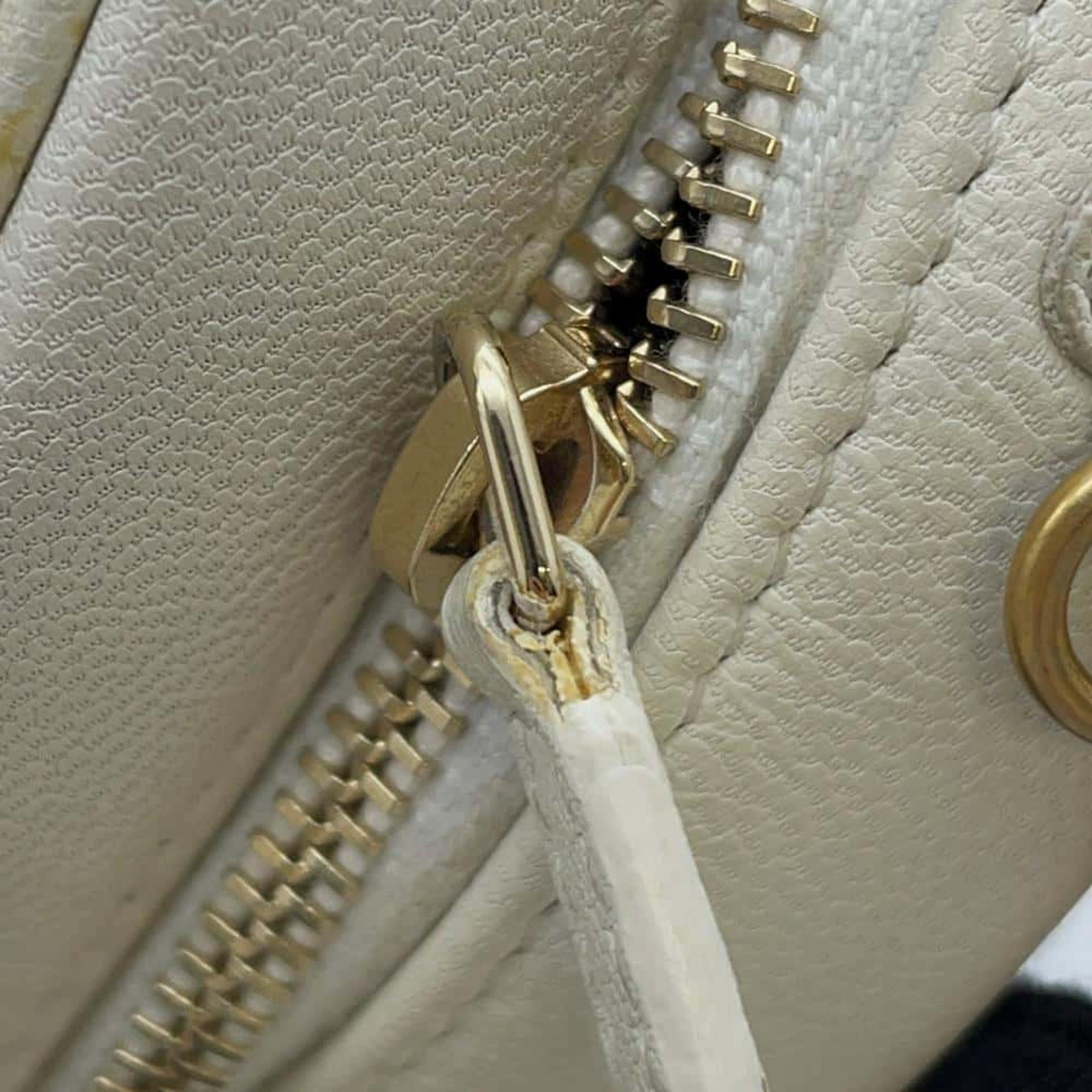 Chanel White Lambskin Matelasse Round Chain Shoulder Bag