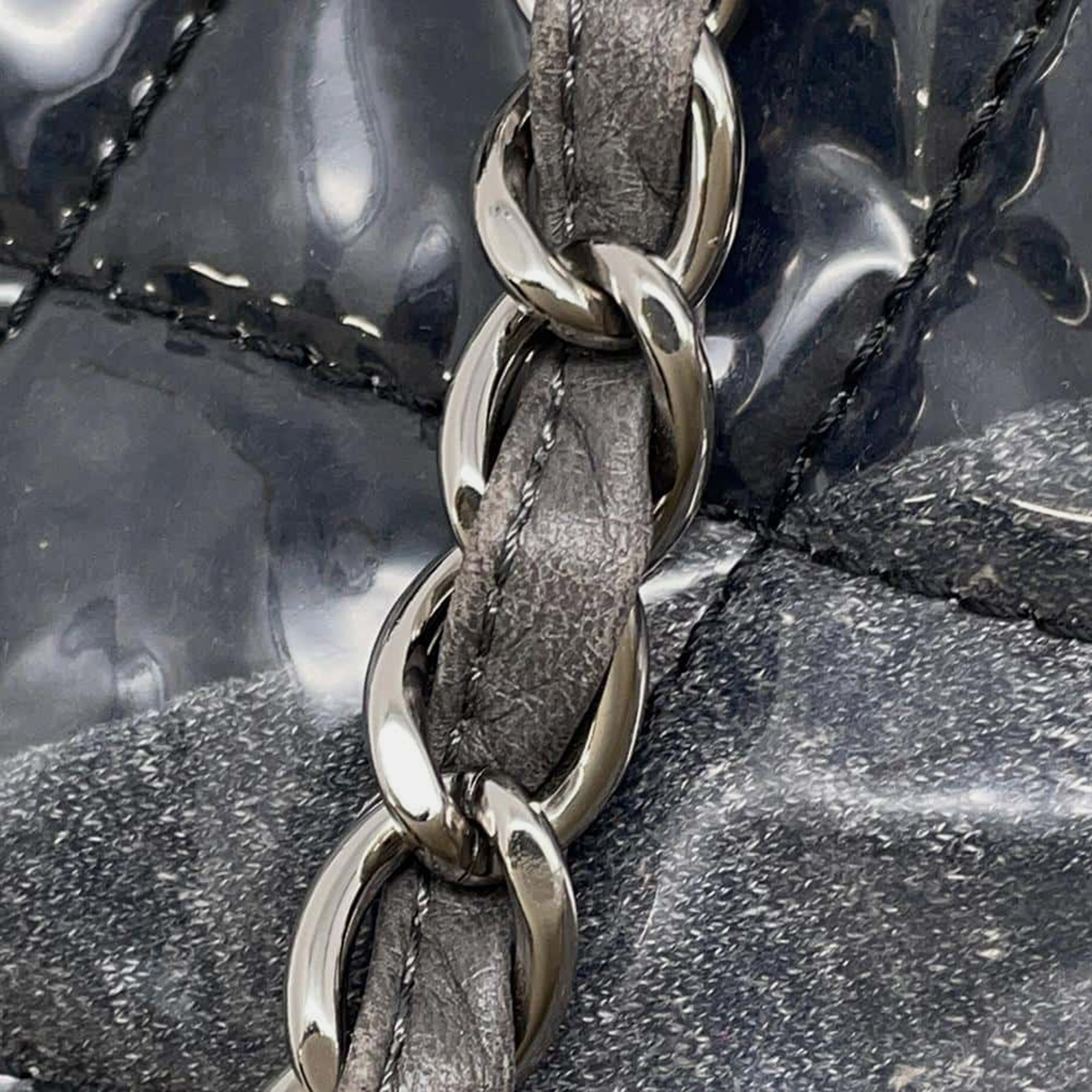 Chanel Black/Gray Plastics Leather Matelasse Chain Tote Bag