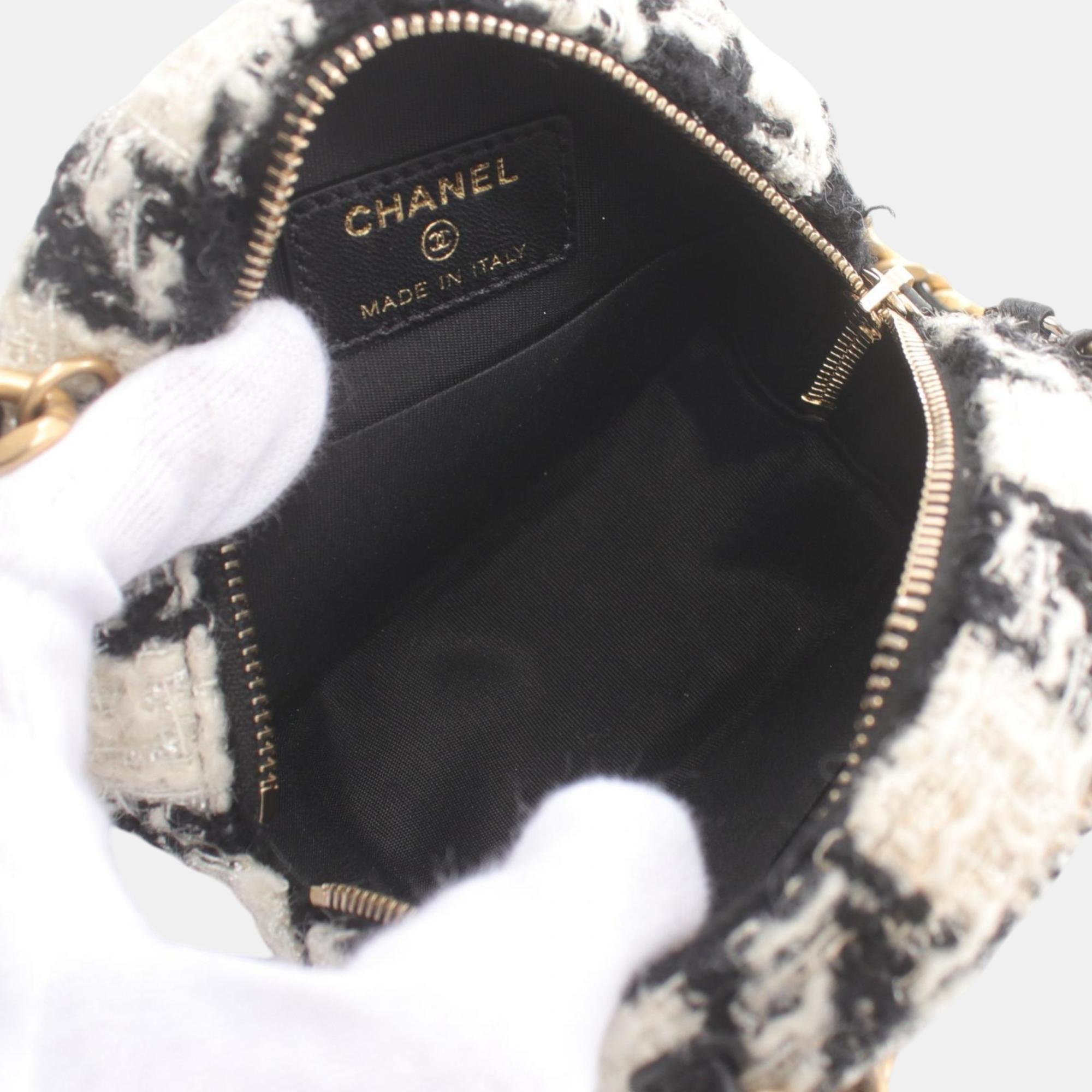 Chanel White Black Fabric Leather 19 Shoulder Bag