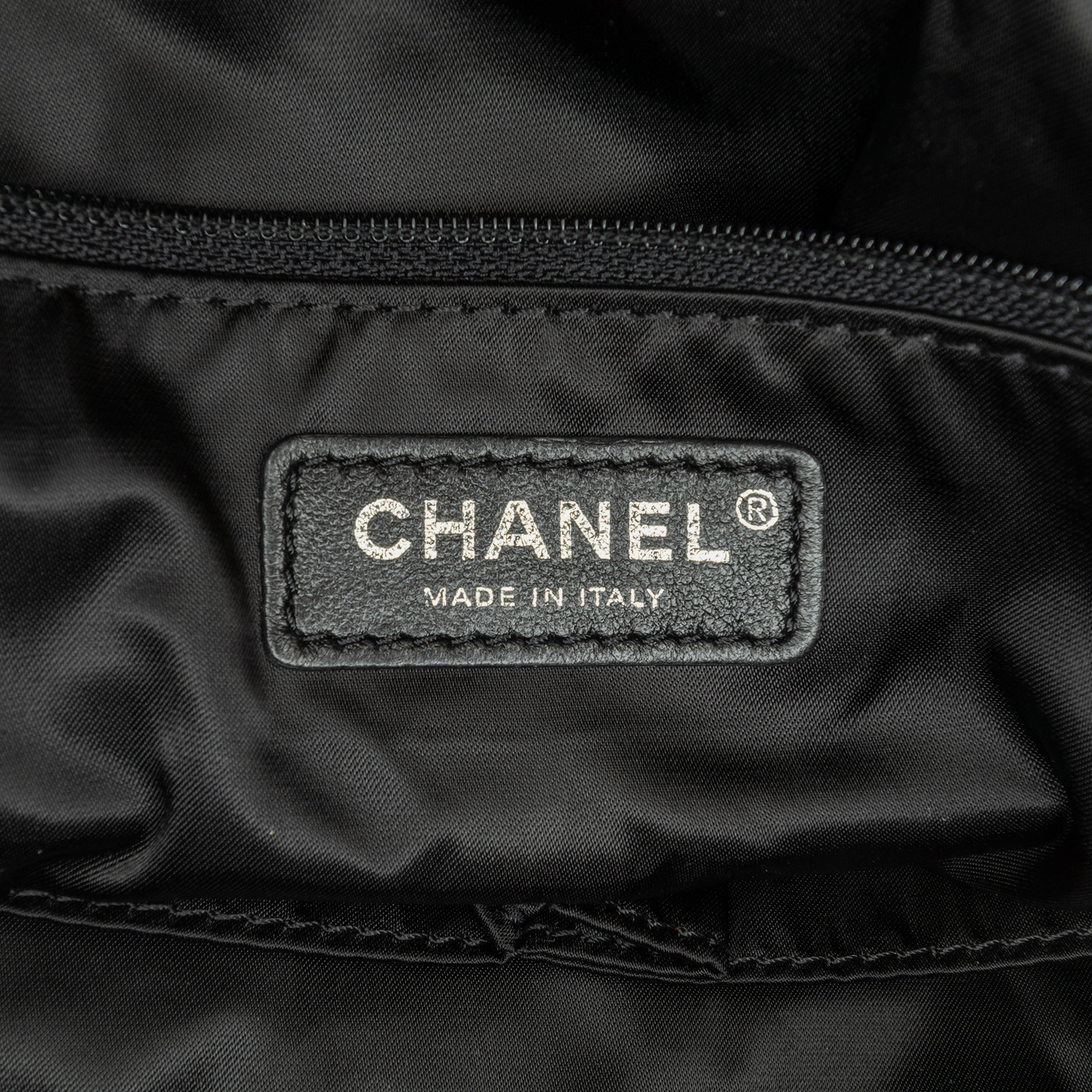 Chanel Black Fabric Chanel Large Quilted Knit Pluto Glitter Satchel