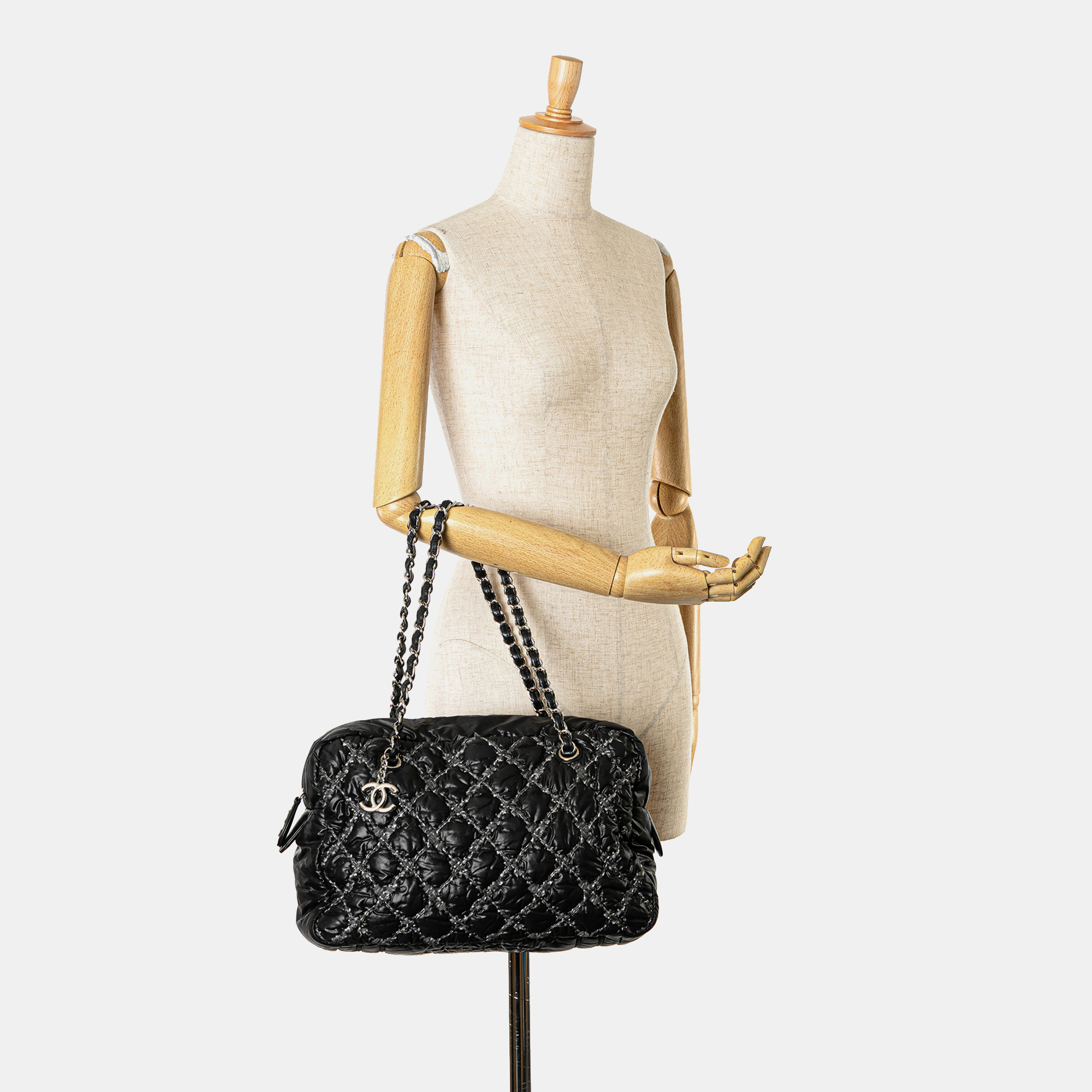 Chanel Black Nylon And Tweed Chanel Nylon Tweed On Stitch Bubble Shoulder Bag