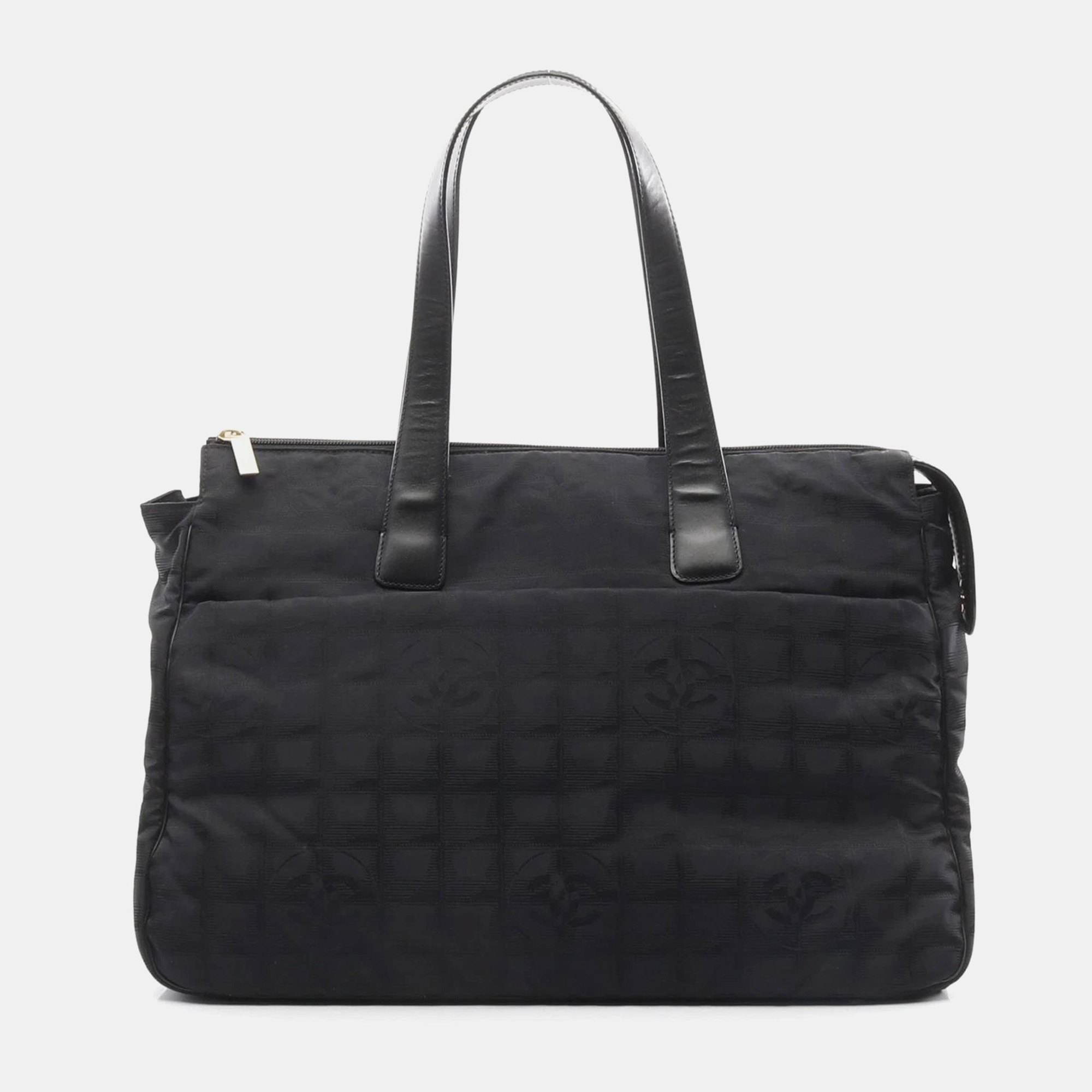 Chanel New Travel Line Hand Shoulder Bag Leather Nylon Canvas Black
Chanel New Travel Line Hand Shoulder Bag Leather Nylon Canvas Black