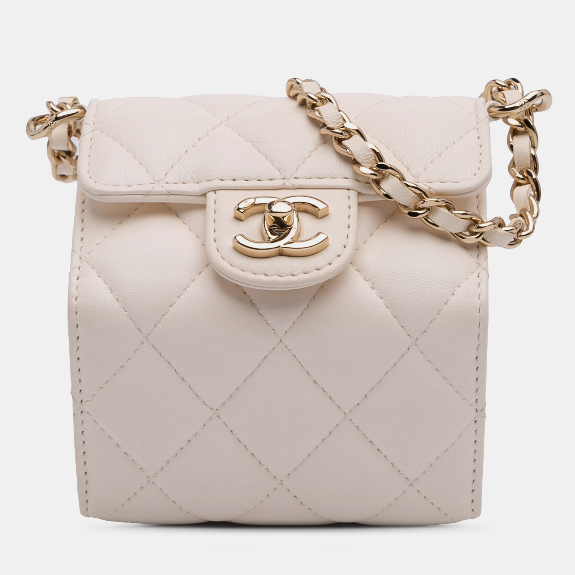 Chanel White Quilted Lambskin Foldable Jewelry Box with Chain
Chanel White Quilted Lambskin Foldable Jewelry Box with Chain