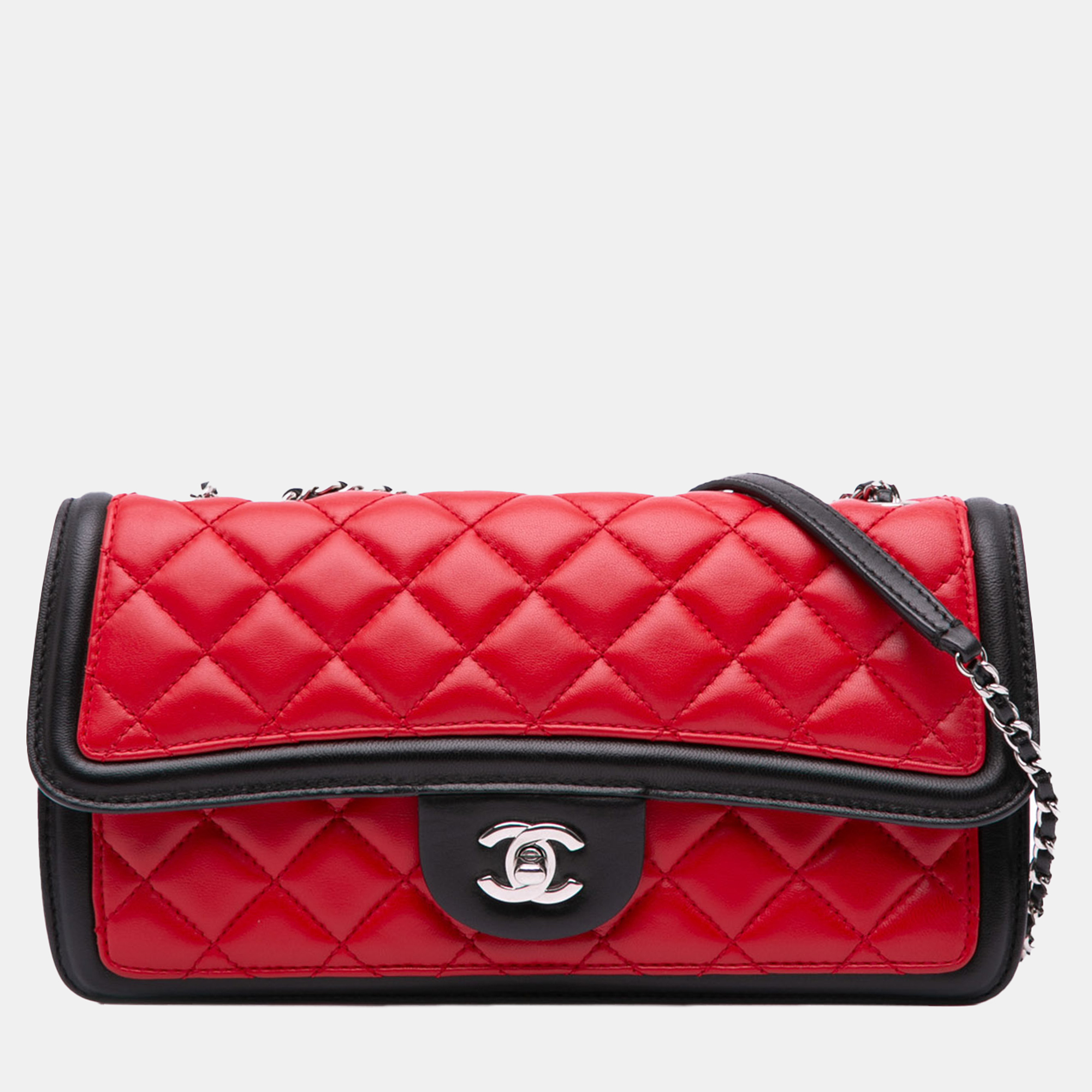 Chanel Black Red Medium Bicolor Quilted Lambskin Graphic Flap
Chanel Black Red Medium Bicolor Quilted Lambskin Graphic Flap
