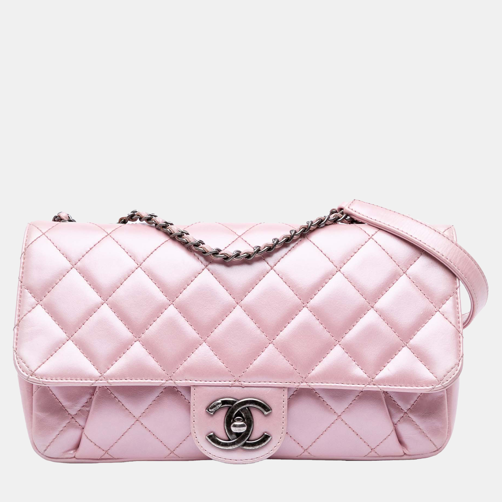 Chanel Pink Medium CC Quilted Metallic Calfskin Coco Pleats Flap Bag
Chanel Pink Medium CC Quilted Metallic Calfskin Coco Pleats Flap Bag
