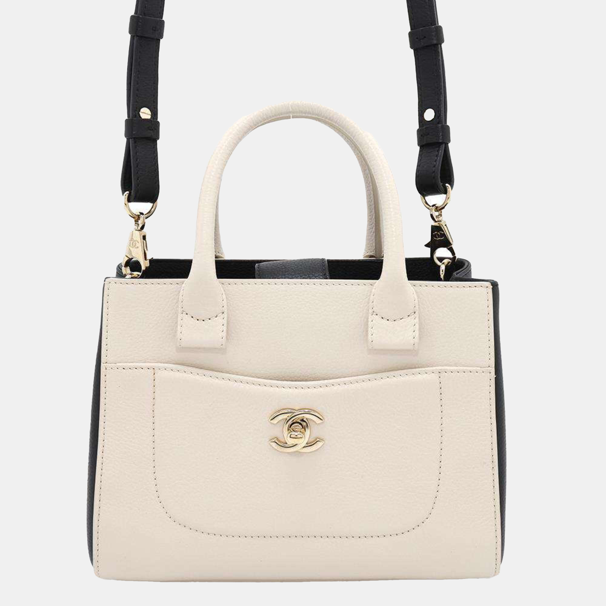 Chanel Beige Black Grained Calfskin Small Bi-Color Neo Executive Shopper Tote Bag
Chanel Beige Black Grained Calfskin Small Bi-Color Neo Executive Shopper Tote Bag