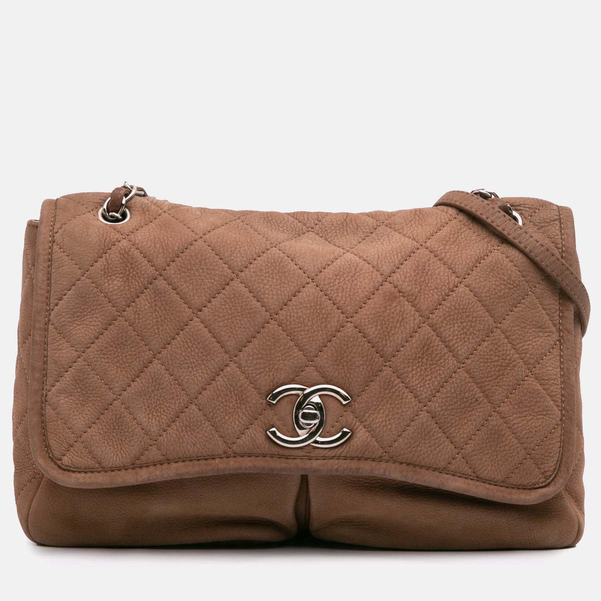 Chanel Brown Large Quilted Nubuck Natural Beauty Split Pocket Flap
Chanel Brown Large Quilted Nubuck Natural Beauty Split Pocket Flap