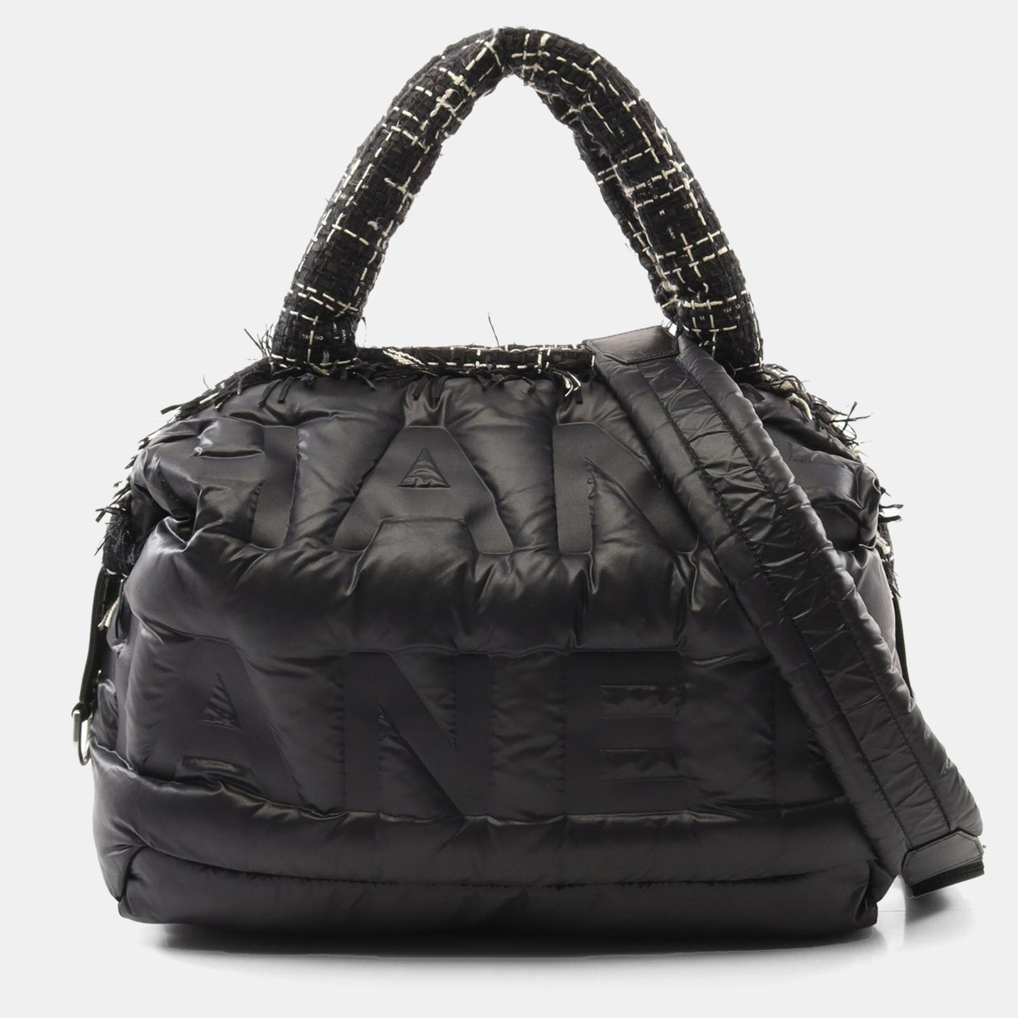 Chanel Black Nylon Leather Fabric Doudoune Coco Neige 2Way Tote Bag
Chanel Black Nylon Leather Fabric Doudoune Coco Neige 2Way Tote Bag