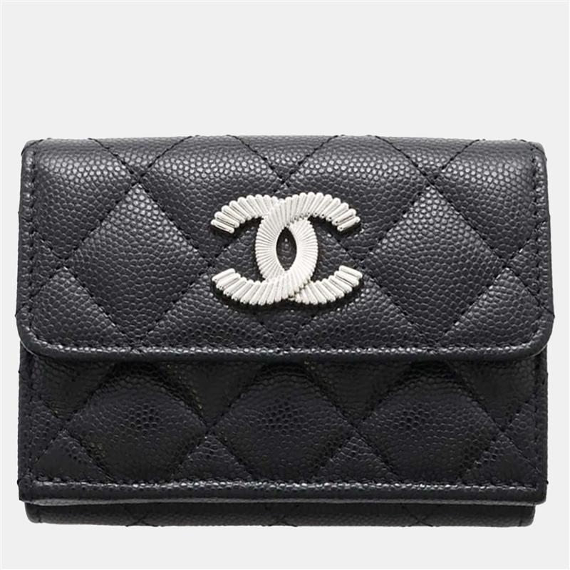Chanel Black Caviar Skin Small Tri-Fold Coco Mark Flap Wallet
Chanel Black Caviar Skin Small Tri-Fold Coco Mark Flap Wallet