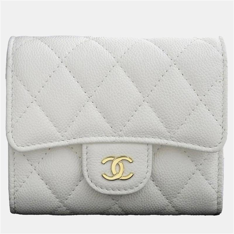 Chanel White Matelasse Caviar Skin Small Coco Mark Tri-Fold Wallet
Chanel White Matelasse Caviar Skin Small Coco Mark Tri-Fold Wallet