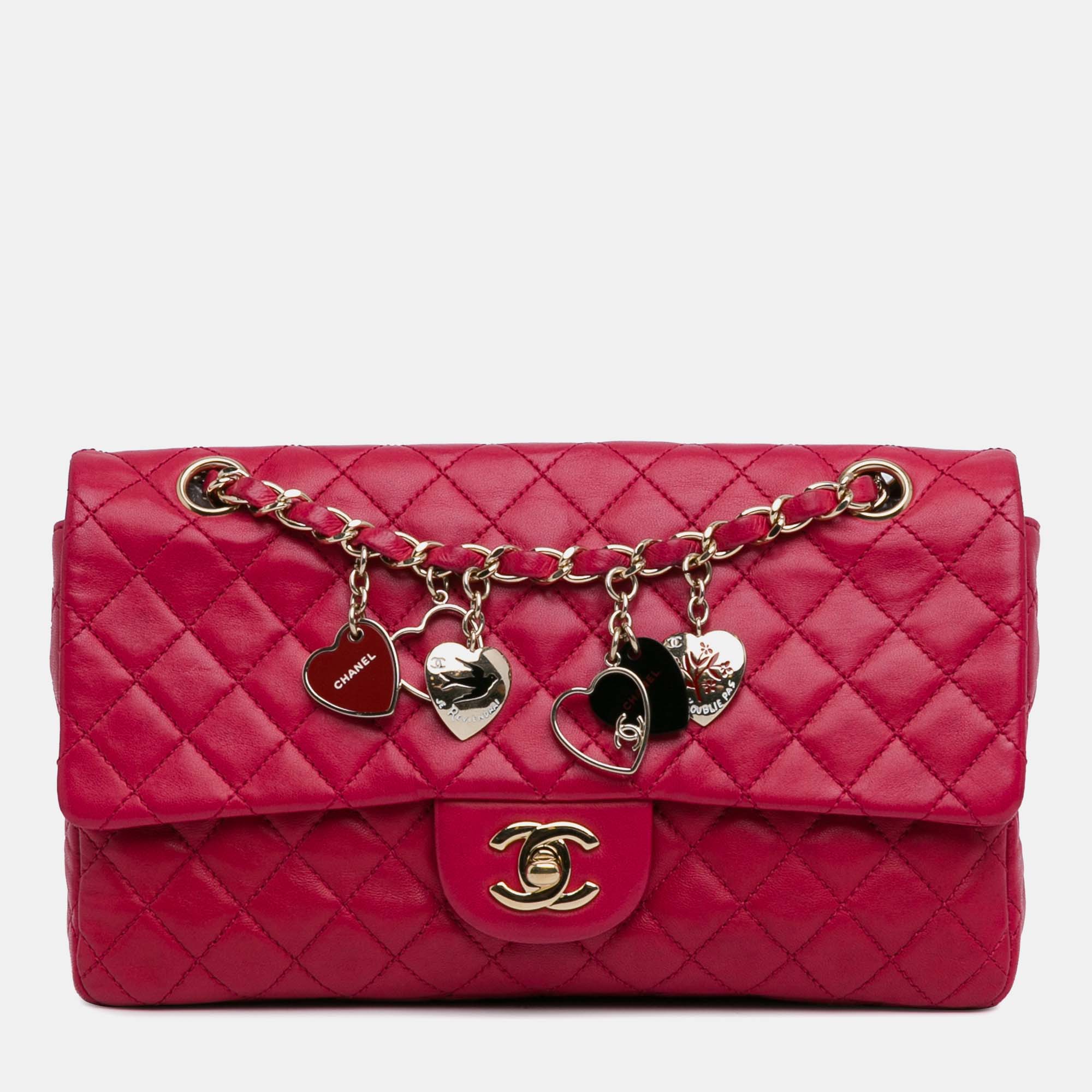 Chanel Pink Medium Classic Lambskin Valentines Heart Charms Single Flap
Chanel Pink Medium Classic Lambskin Valentines Heart Charms Single Flap