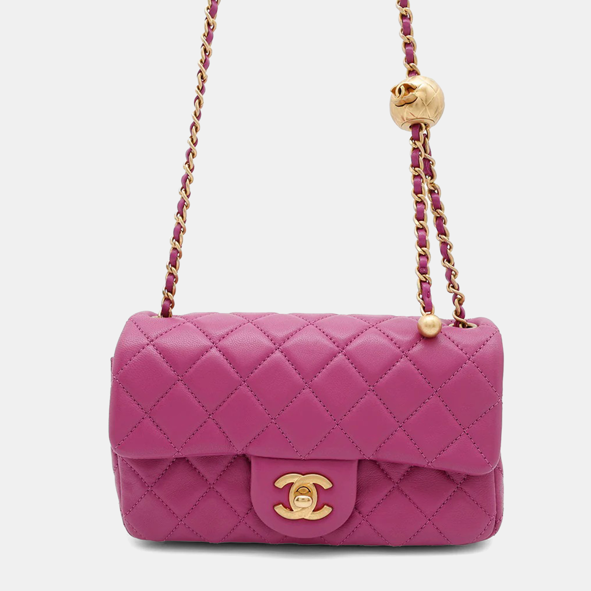 Chanel Mini Matelasse Single Flap Cocoball Chain shoulder Bag Purple Lambskin Size
Chanel Mini Matelasse Single Flap Cocoball Chain shoulder Bag Purple Lambskin Size