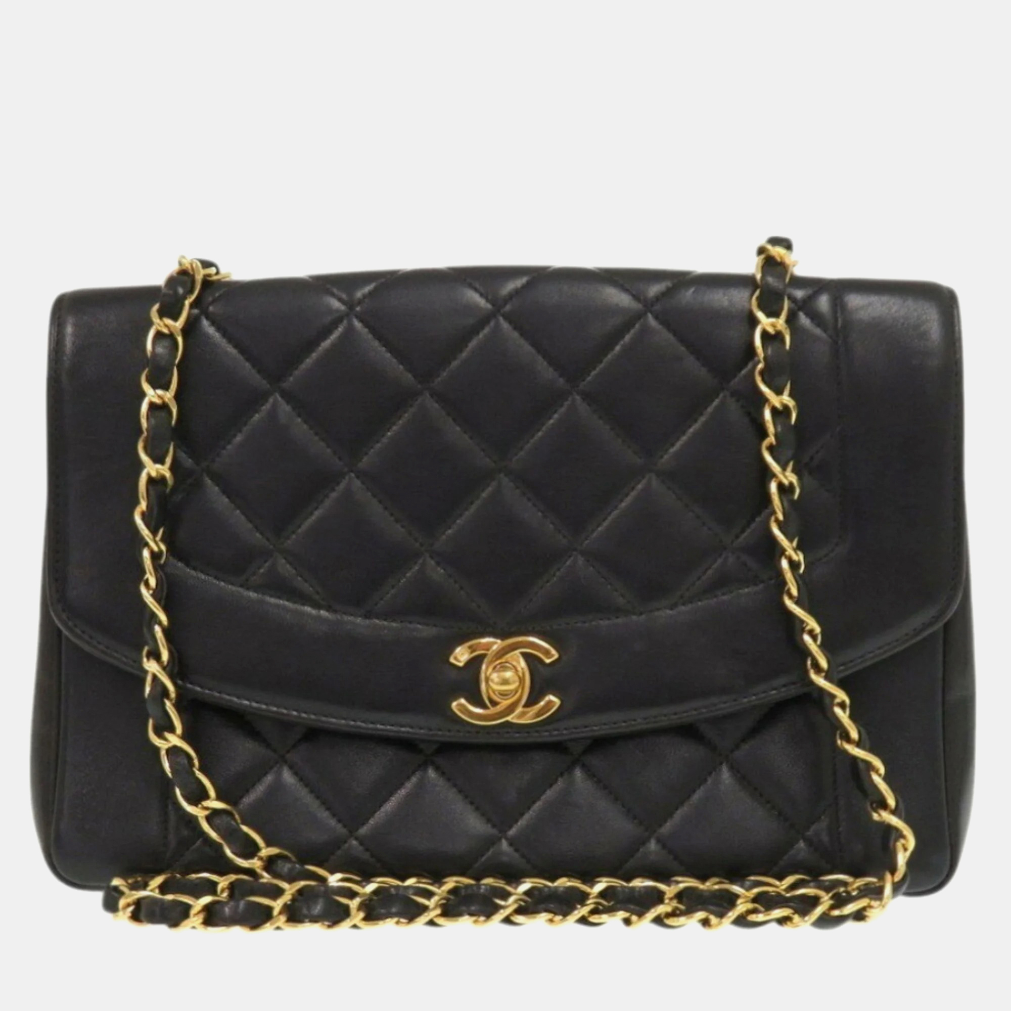 Diana Matelasse Lambskin Shoulder Bag Coco Mark - Chanel - Modalova