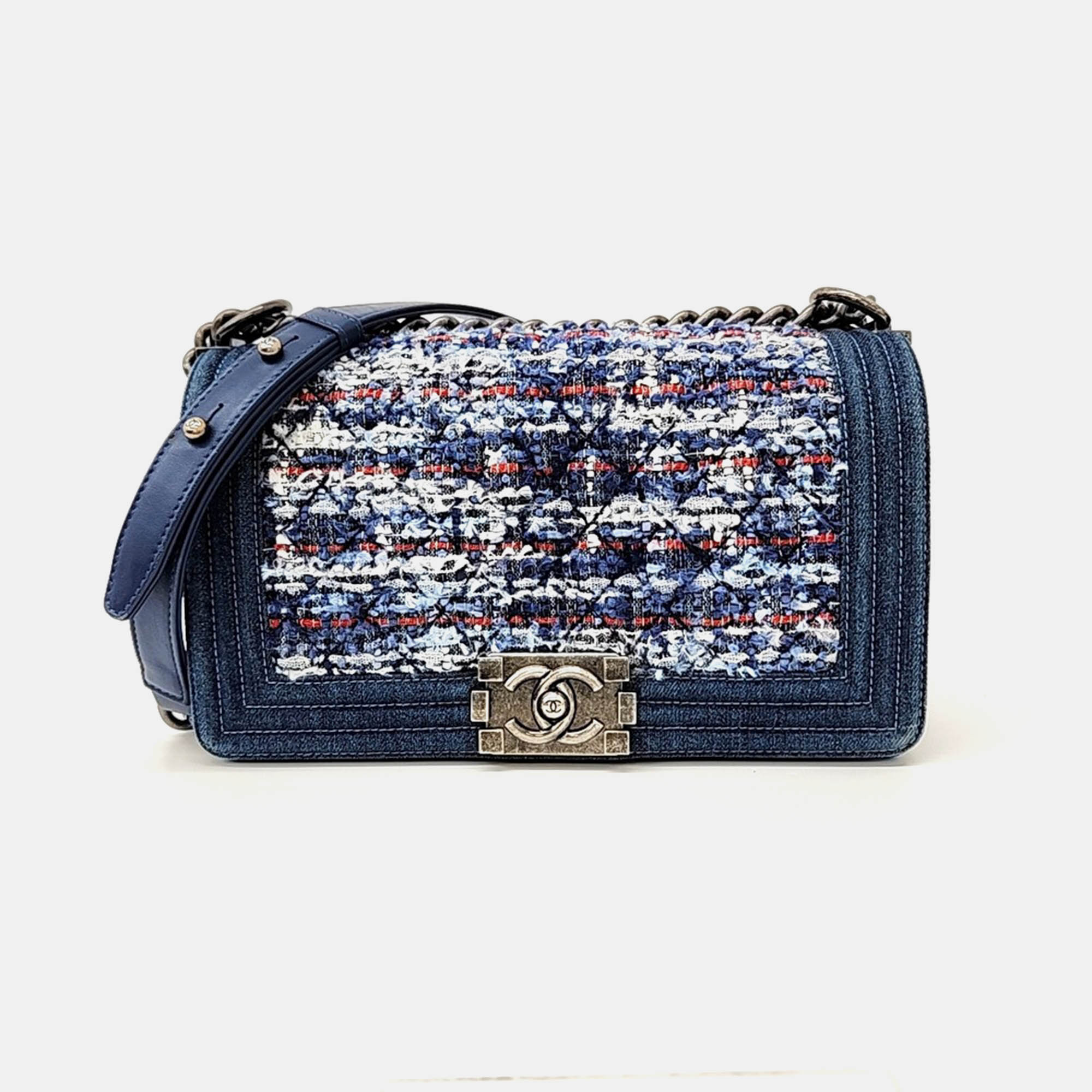 Chanel Multicolor Tweed Denim New Medium Boy Bag 
Chanel Multicolor Tweed Denim New Medium Boy Bag
