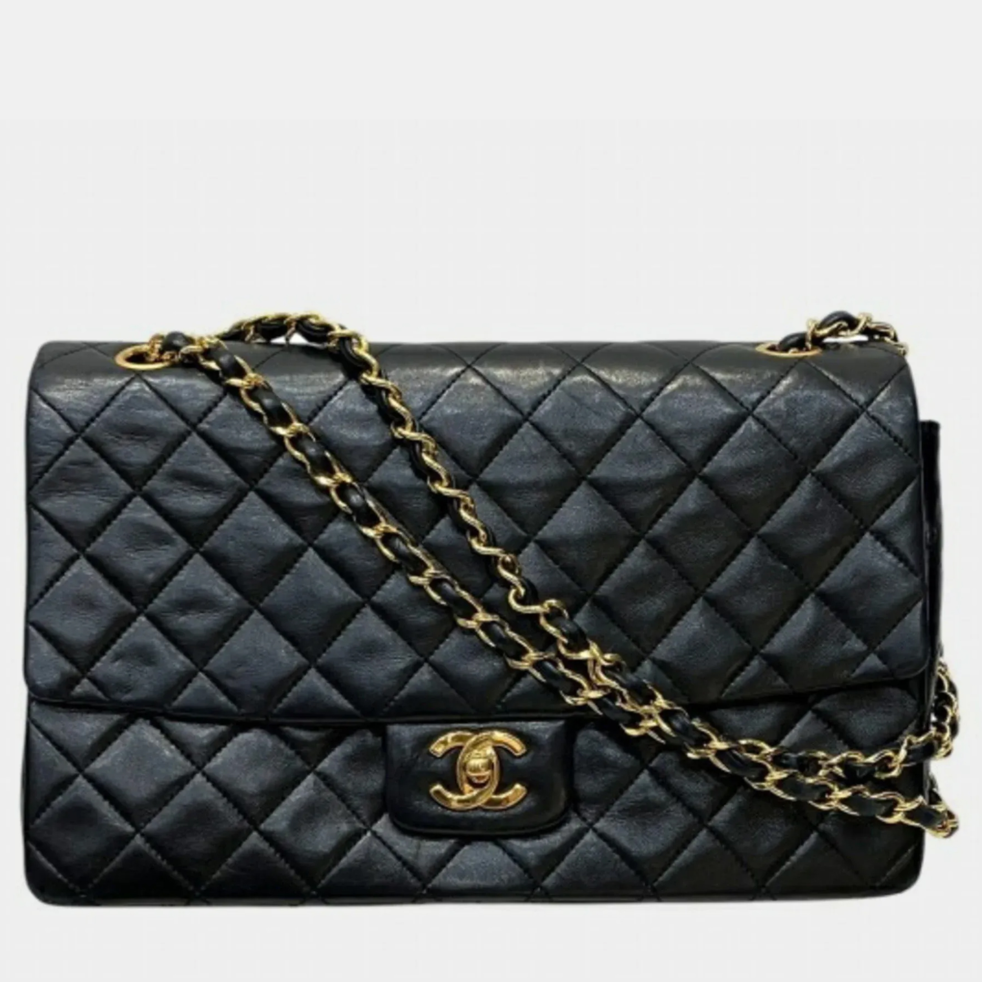 Chanel CC Black Lambskin Leather Shoulder Bag
Chanel CC Black Lambskin Leather Shoulder Bag