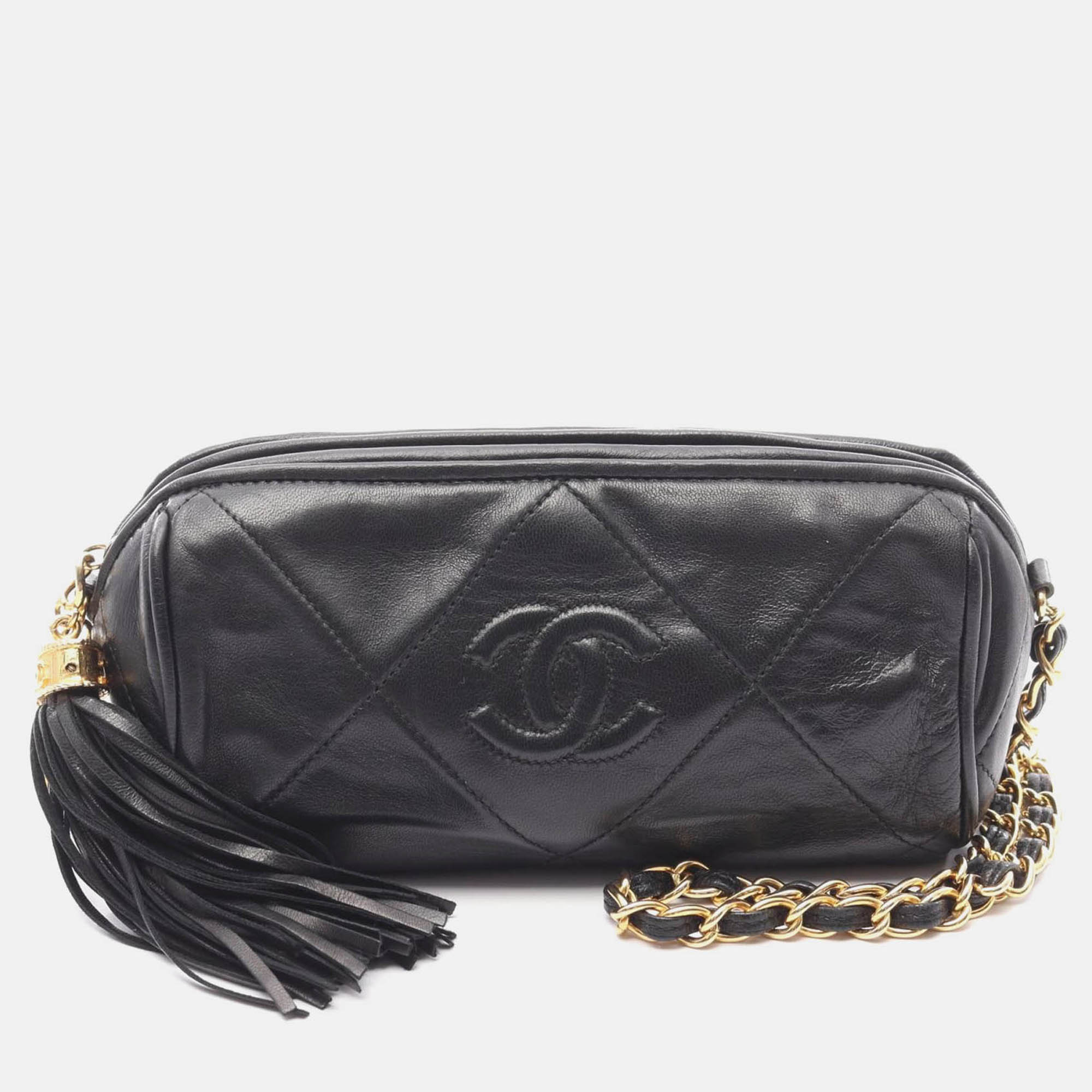 Chanel Coco Mark Stitch Black Lamb Leather Chain Shoulder Bag GHW
Chanel Coco Mark Stitch Black Lamb Leather Chain Shoulder Bag GHW