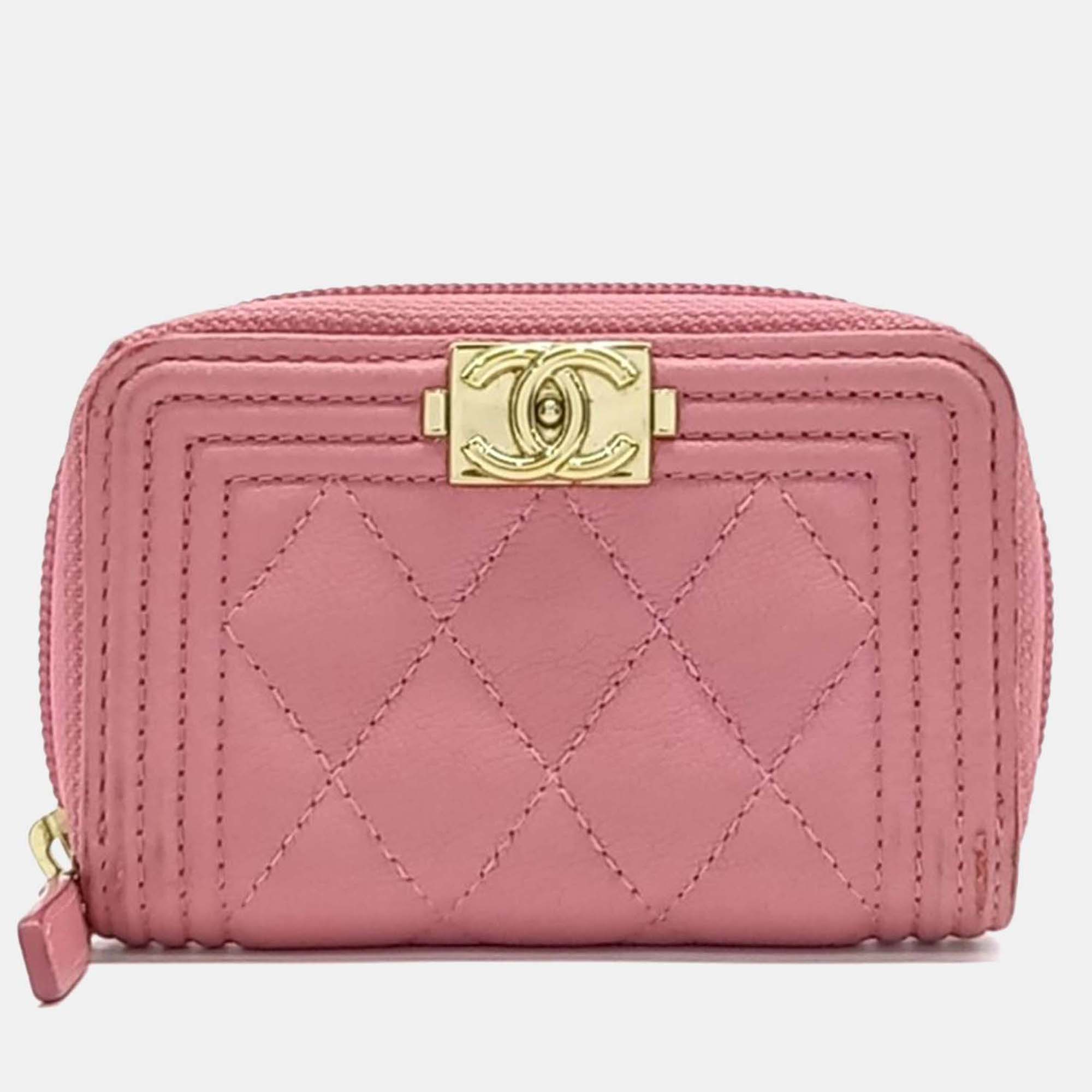 Chanel Pink Caviar Leather Caviar Boy Card Holder
Chanel Pink Caviar Leather Caviar Boy Card Holder