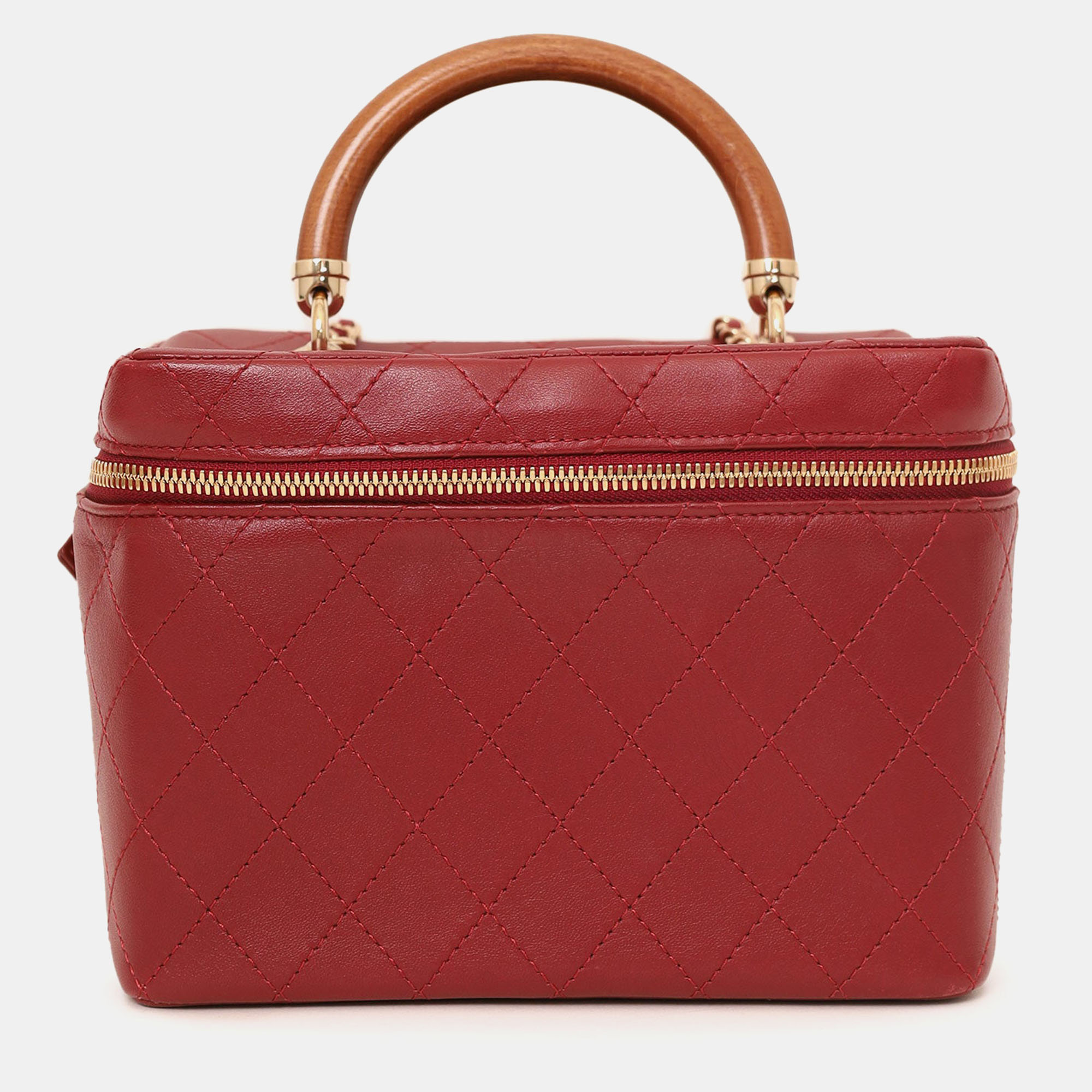 Chanel 2018 Red Lambskin Knock On Wood Vanity Case
Chanel 2018 Red Lambskin Knock On Wood Vanity Case