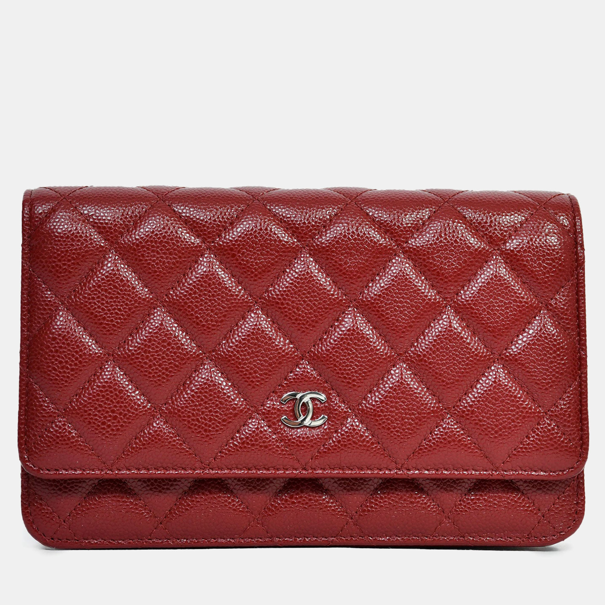 Chanel 2020 Burgundy Quilted Classic Wallet On Chain
Chanel 2020 Burgundy Quilted Classic Wallet On Chain