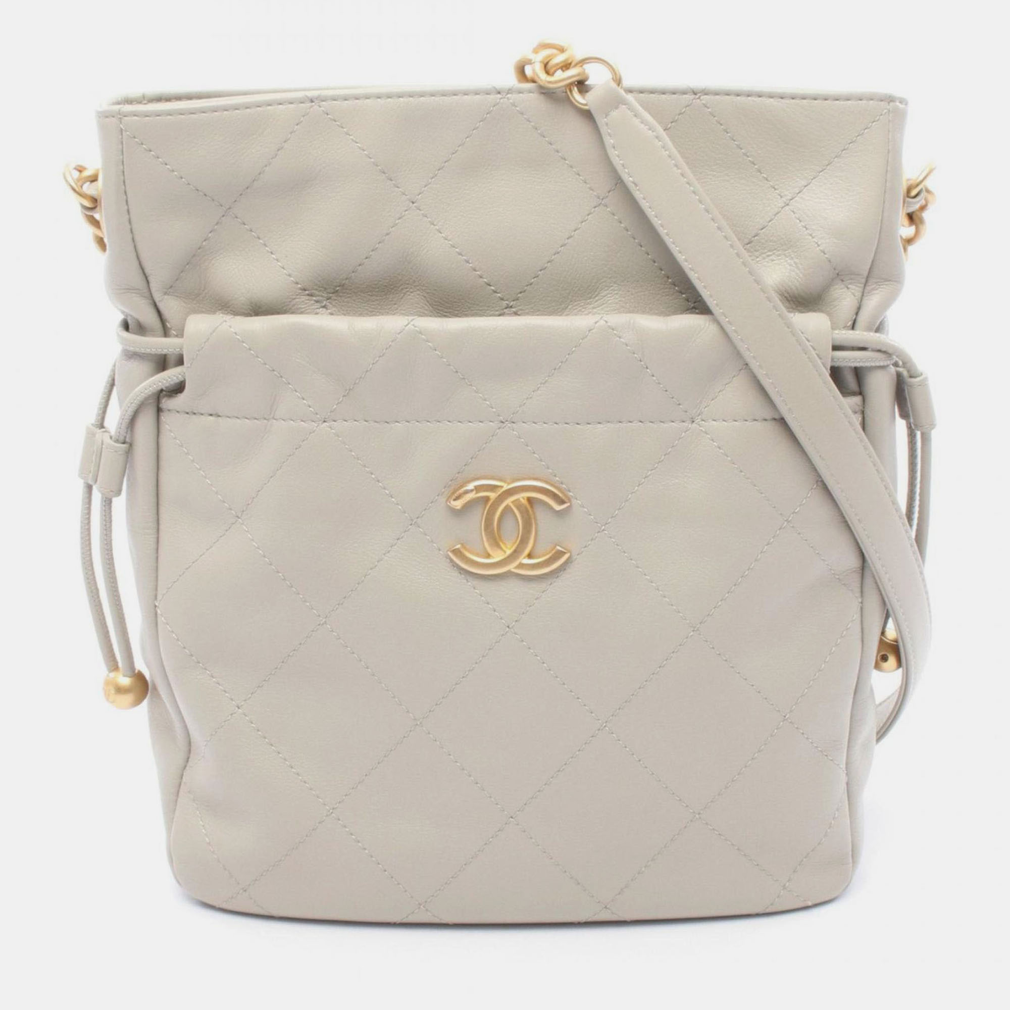 Chanel Matelasse Shoulder Bag Lambskin Leather Gray, Grey
Chanel Matelasse Shoulder Bag Lambskin Leather Gray, Grey