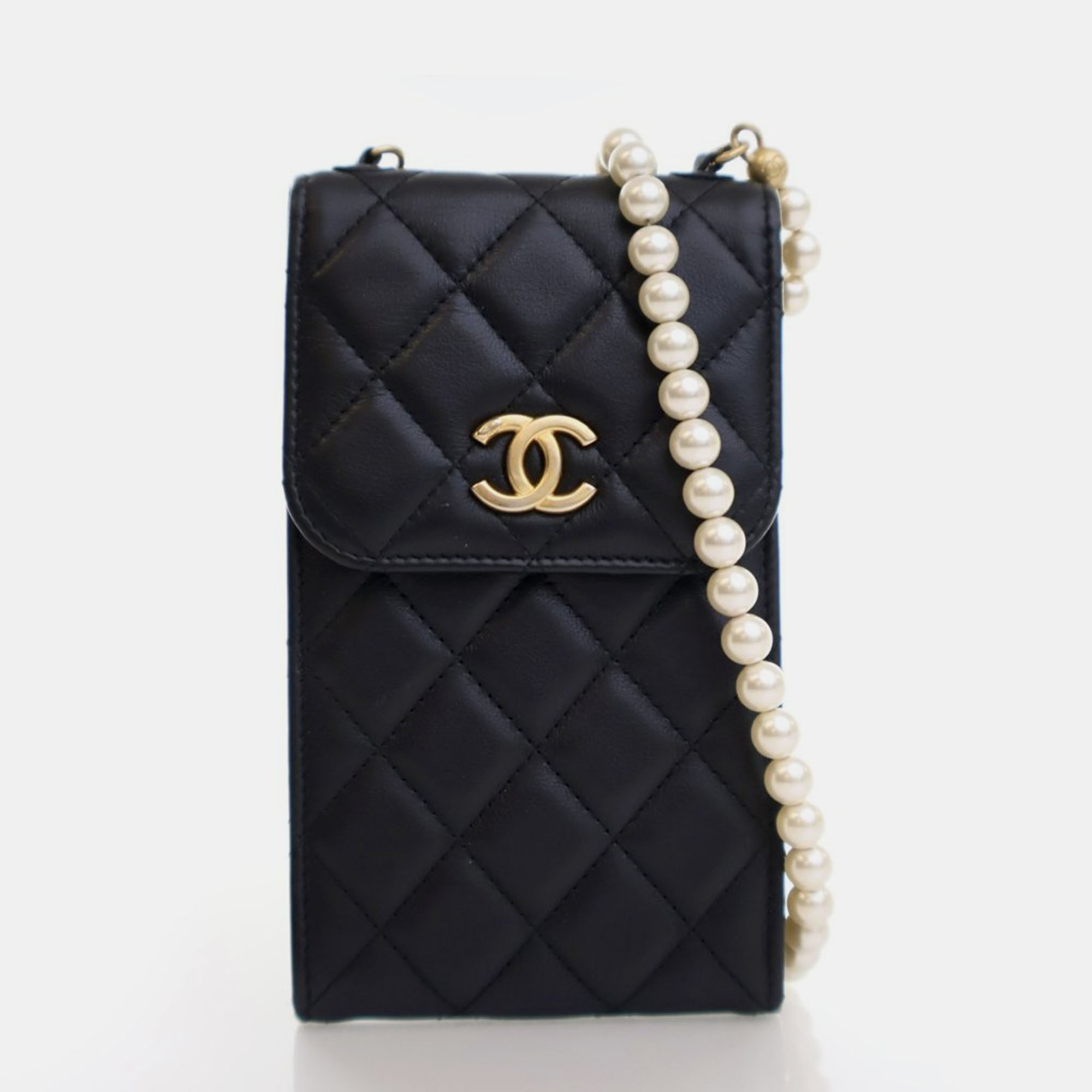Chanel Black Lambskin Pearl Phone Holder
Chanel Black Lambskin Pearl Phone Holder