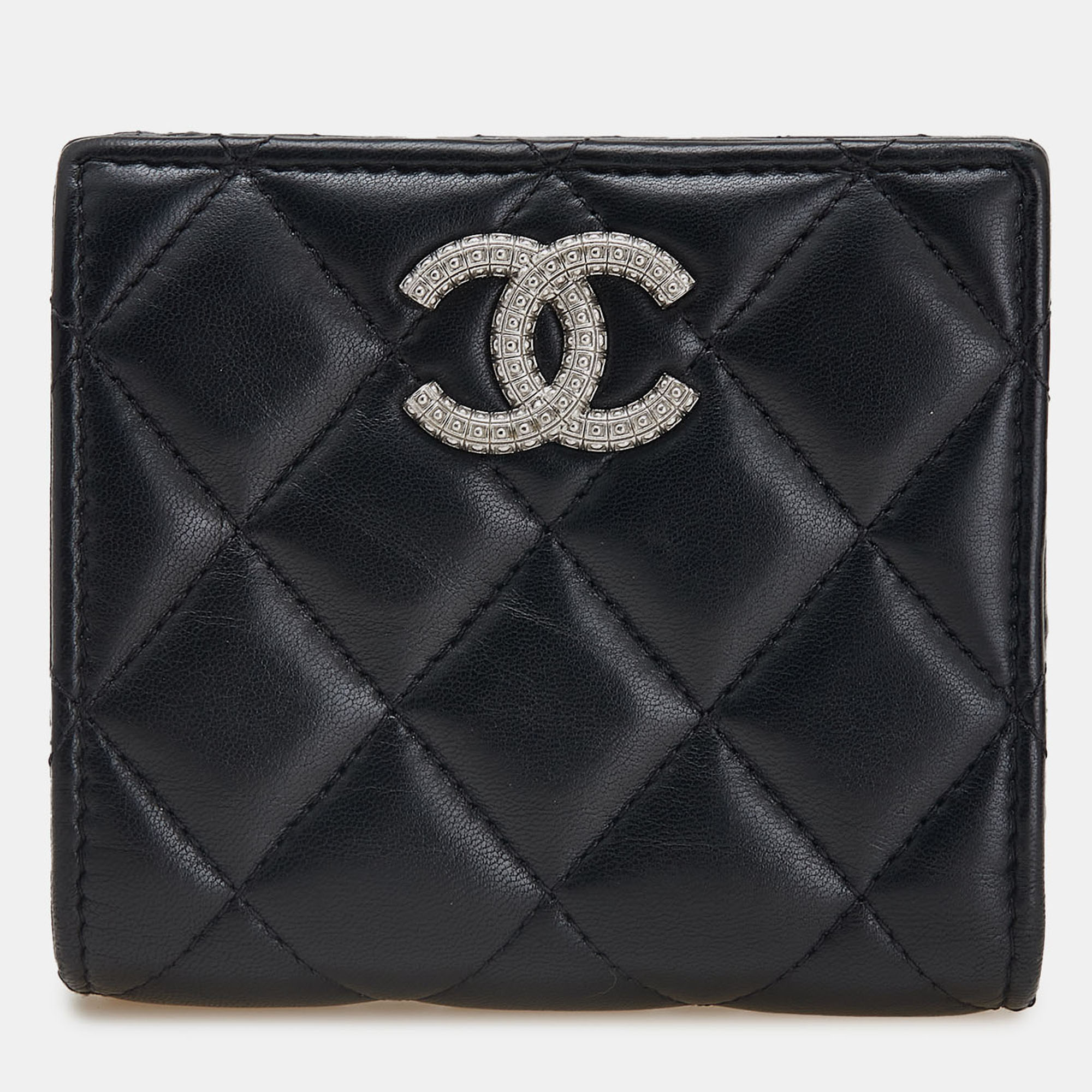 Chanel Black CC Quilted Lambskin Compact Bifold Wallet
Chanel Black CC Quilted Lambskin Compact Bifold Wallet