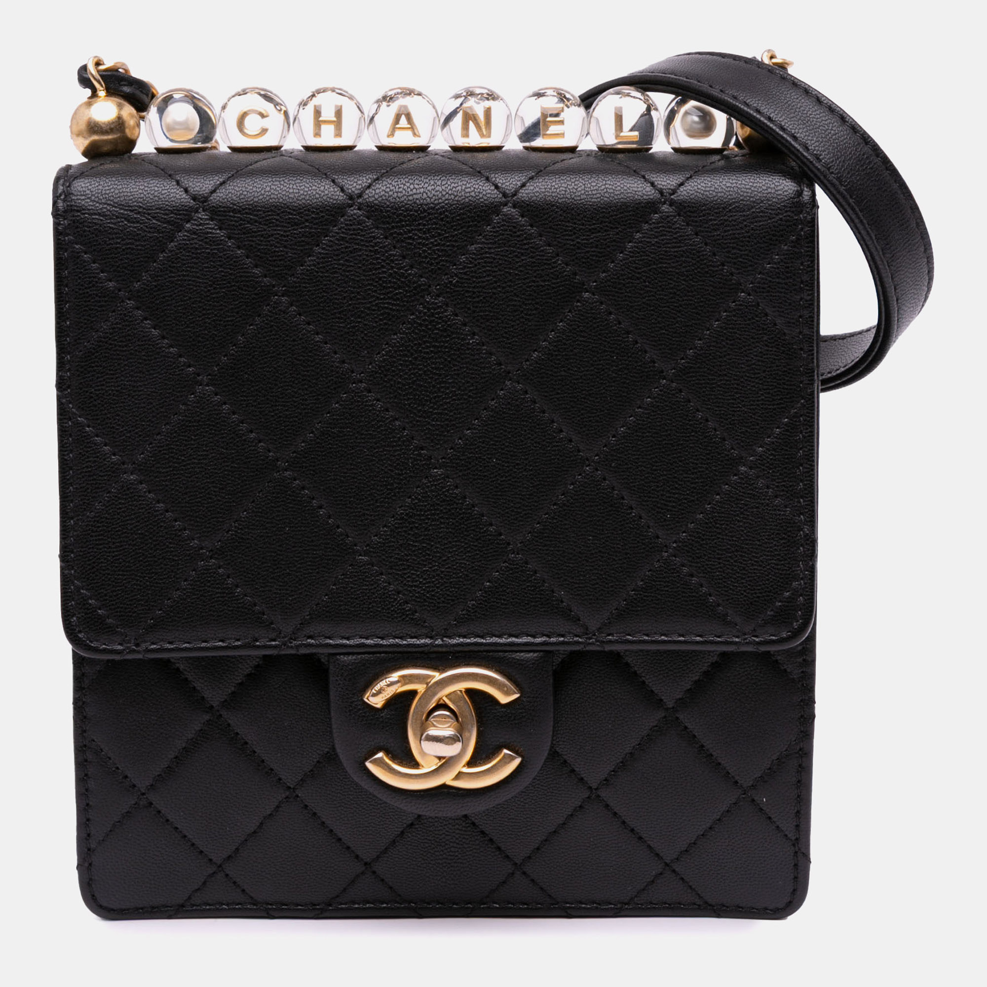 Chanel Black Small Lambskin Chic Pearls Flap
Chanel Black Small Lambskin Chic Pearls Flap