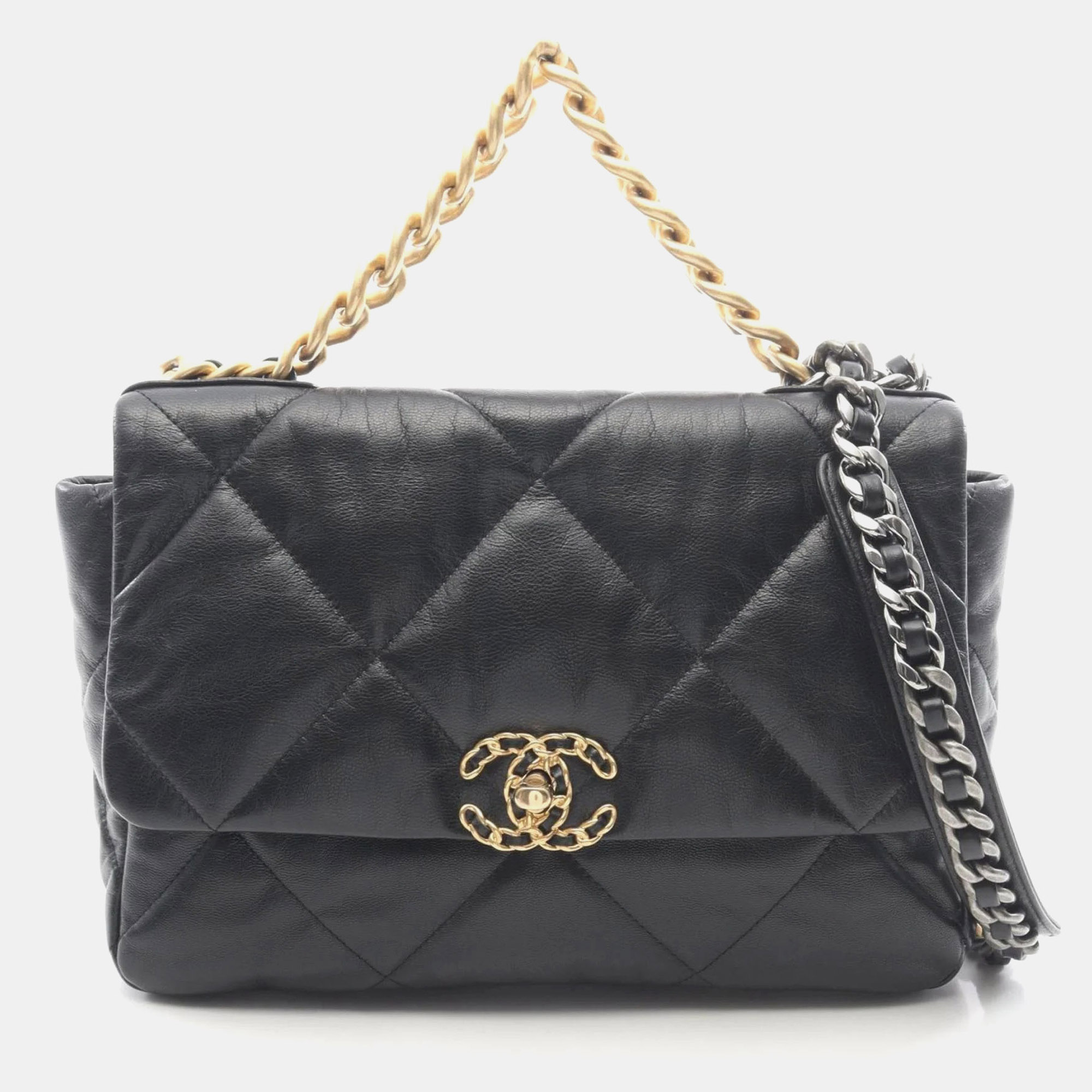 Chanel 19 Disneuf Matelasse Shoulder Bag In Lambskin Leather Black
Chanel 19 Disneuf Matelasse Shoulder Bag In Lambskin Leather Black