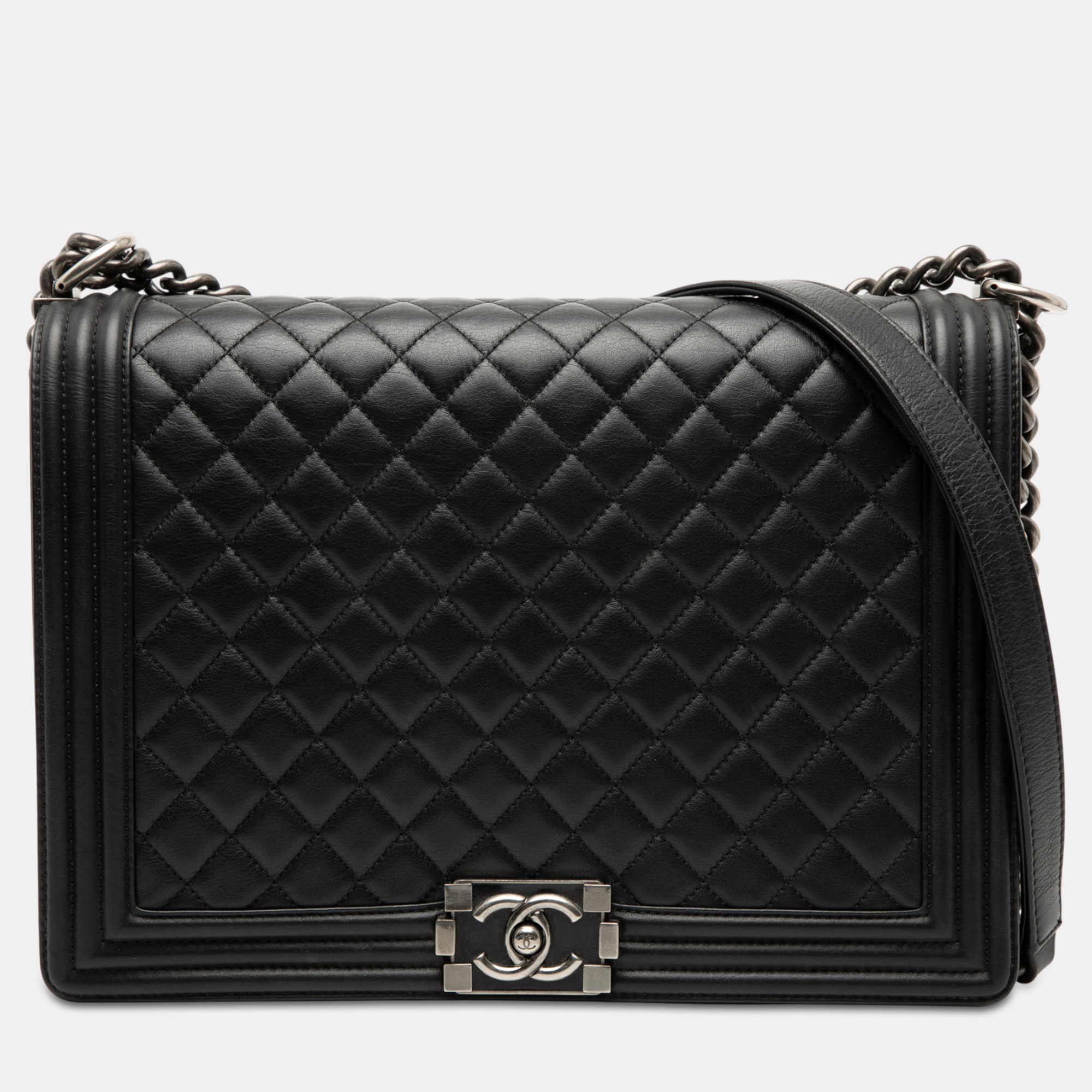 Chanel Black Large Quilted Lambskin Boy Flap
Chanel Black Large Quilted Lambskin Boy Flap