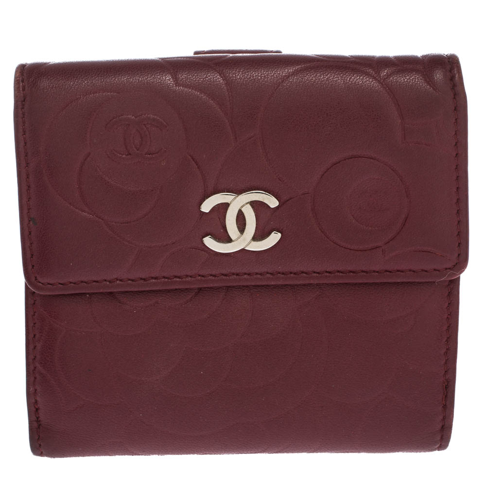 Brown NCAA South Carolina Gamecocks Zep-Pro Pull-Up Leather Trifold Embossed Wallet