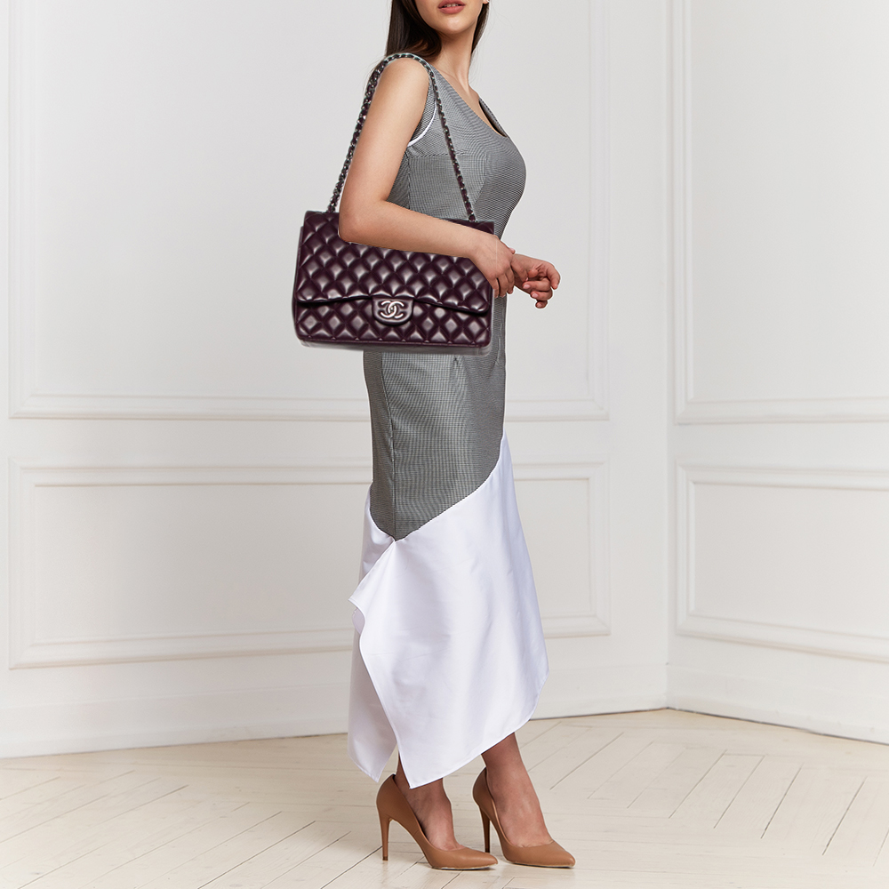 Chanel Dark Purple Quilted Lambskin Leather Maxi Classic Double Flap Bag
Chanel Dark Purple Quilted Lambskin Leather Maxi Classic Double Flap Bag
