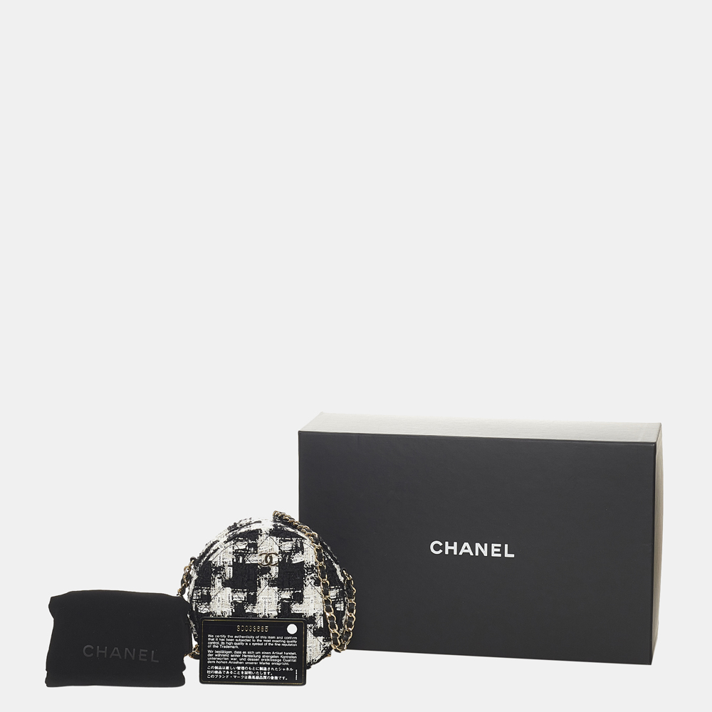 Chanel Black Round As Earth Tweed Crossbody Bag