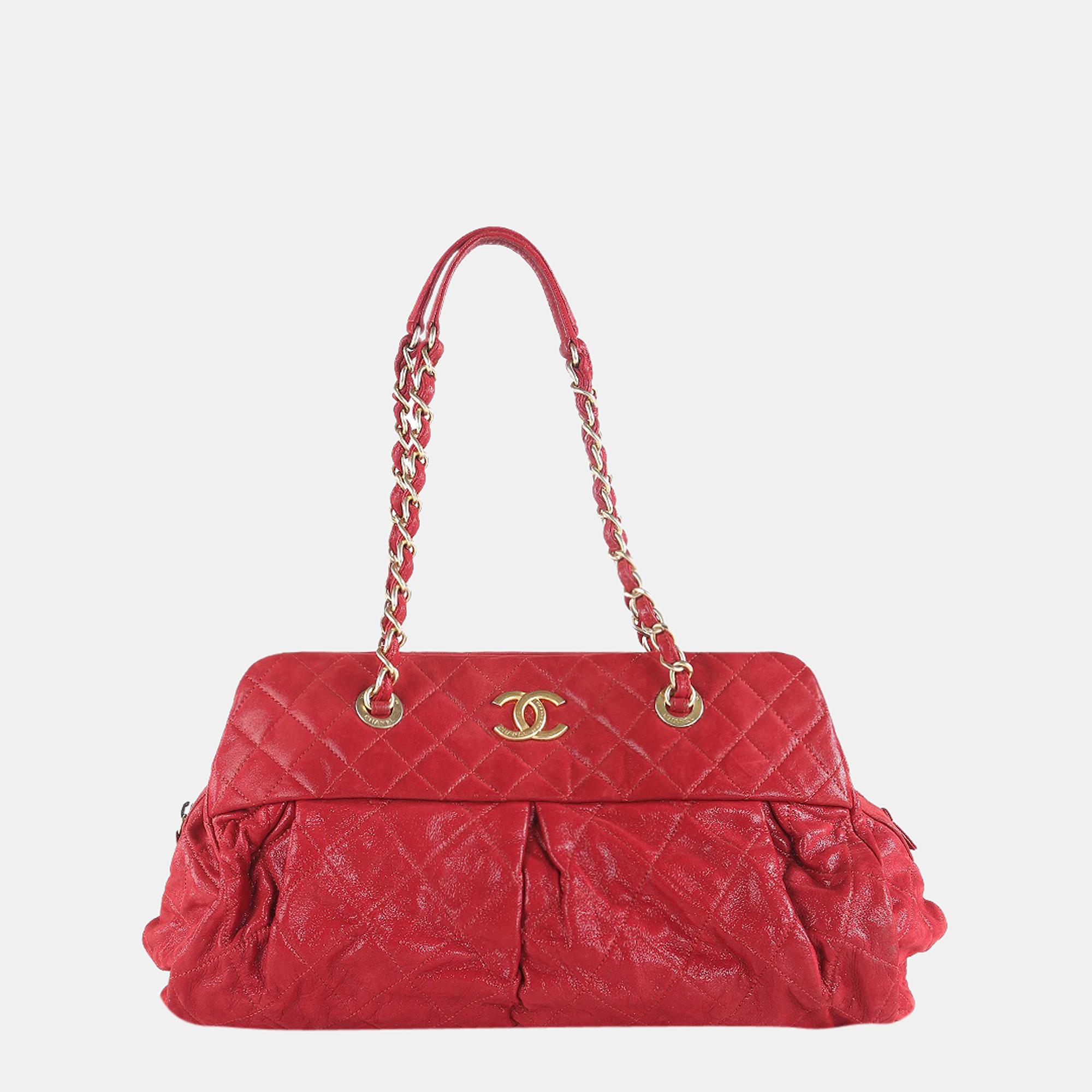 Chanel Shiny Red Quilted Leather Shoulder Bag