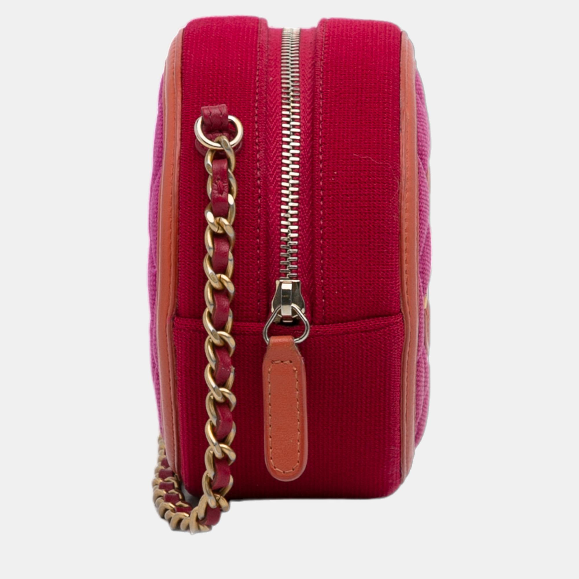 Chanel Pink CC Filigree Jersey Crossbody Bag