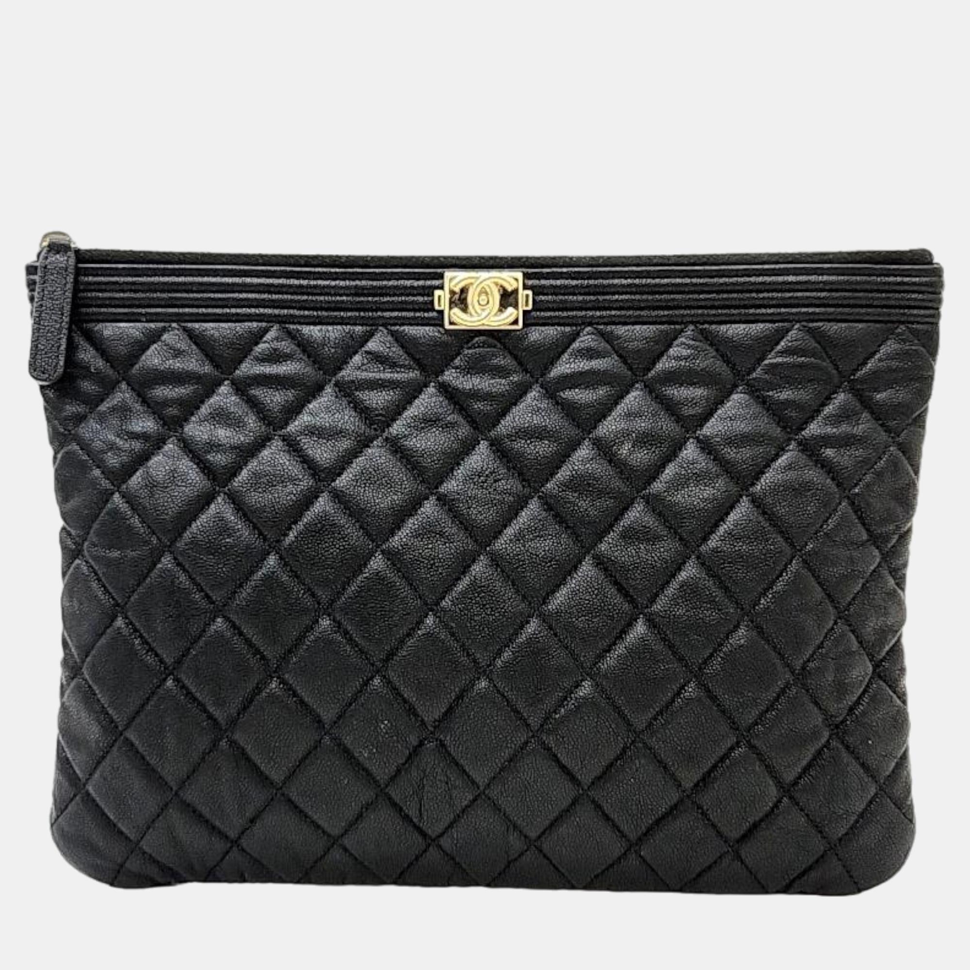 Chanel black caviar leather o case medium quilted boy clutch bag