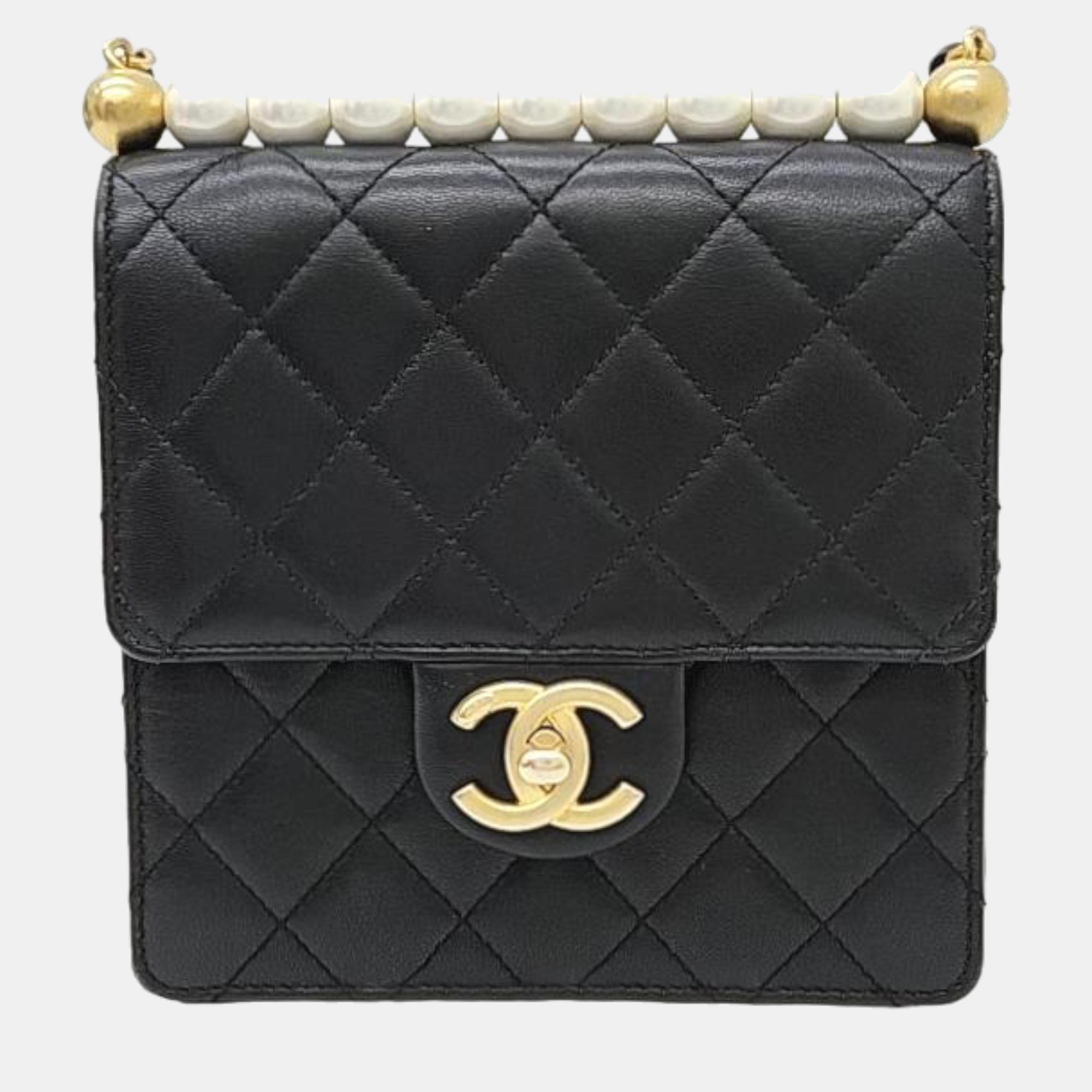 Chanel black lambskin leather chic pearl flap shoulder bag