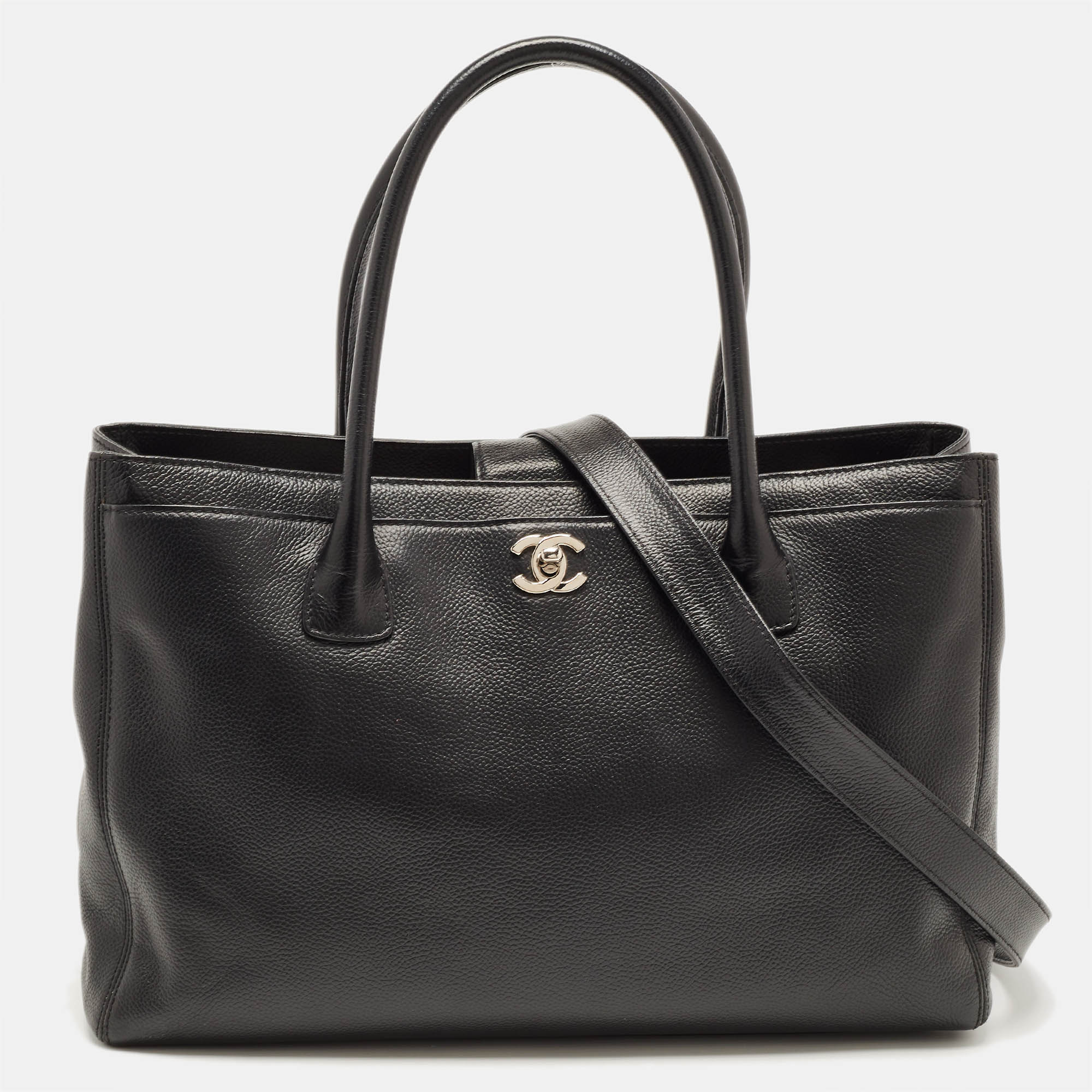 Chanel black leather cerf shopper tote