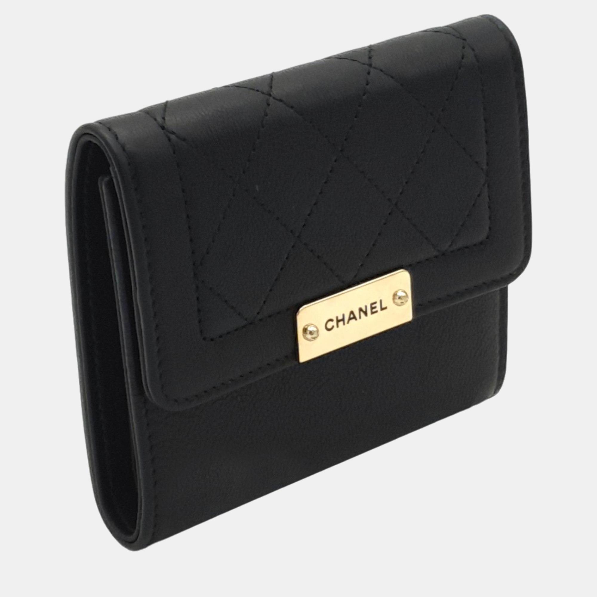 Chanel Black Leather Half Wallet A84161