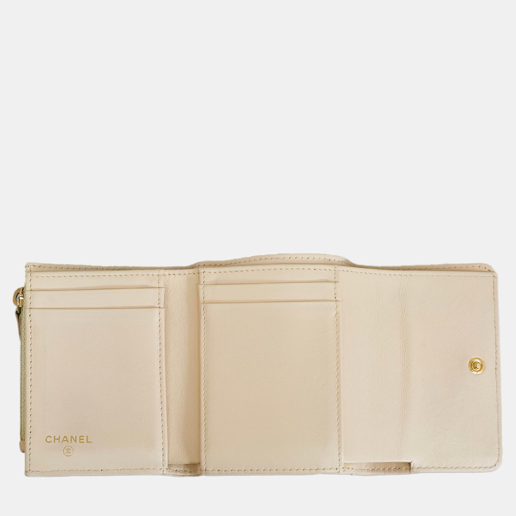 Chanel Beige 19 Trifold Flap Compact Wallet